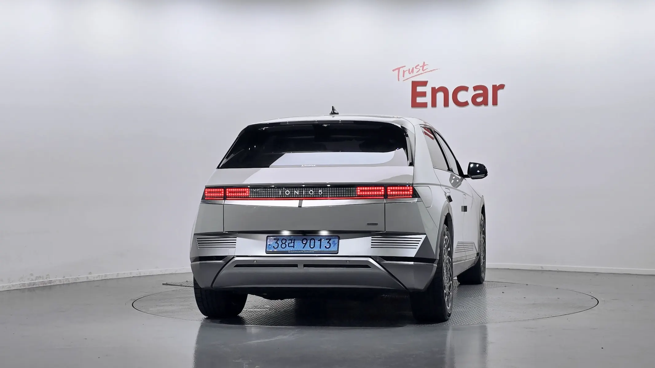 Hyundai Ioniq 5 AWD 2022 3/5