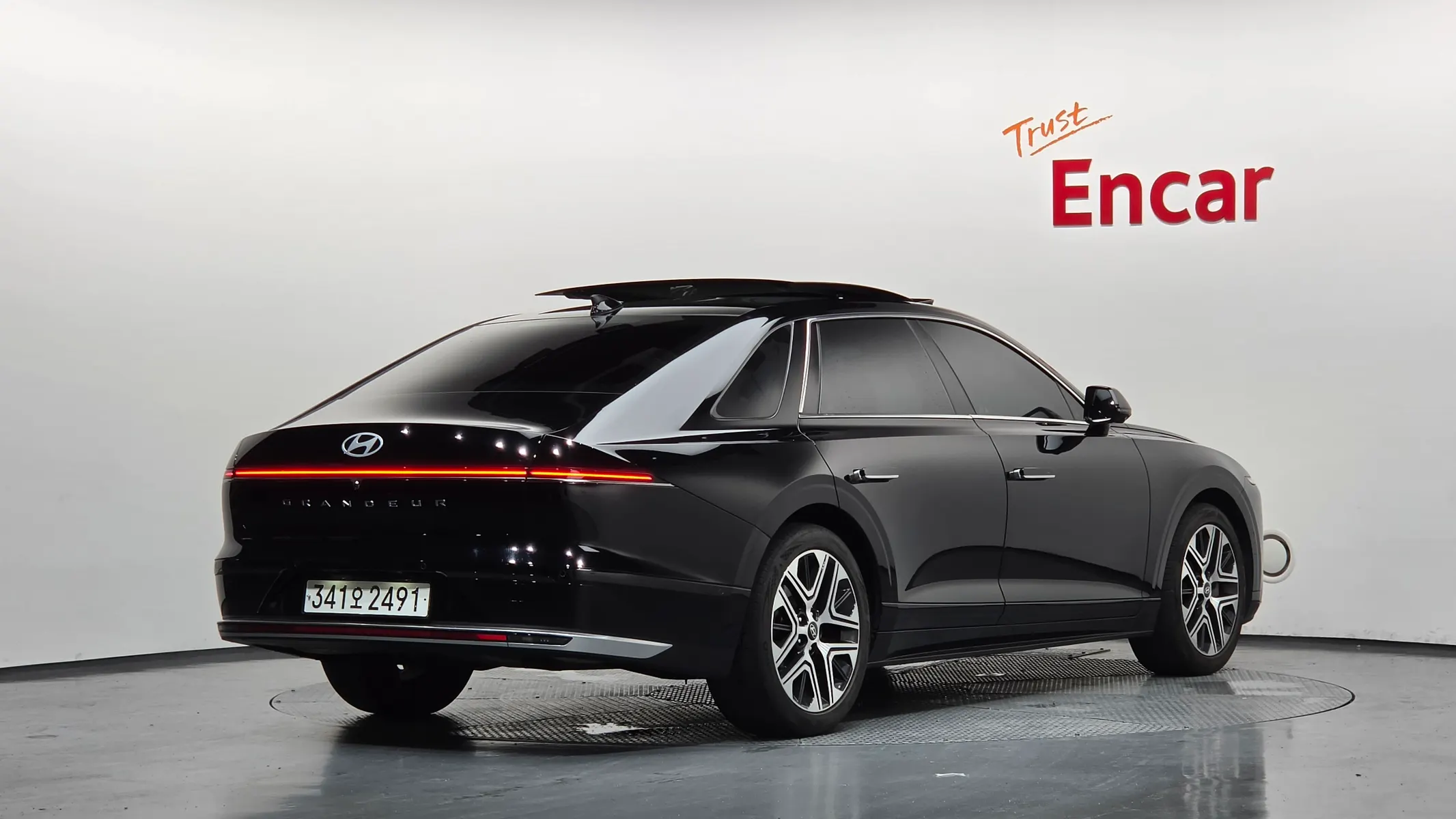 Hyundai (GN7) 3.5 LPG 2WD 2023 2/35