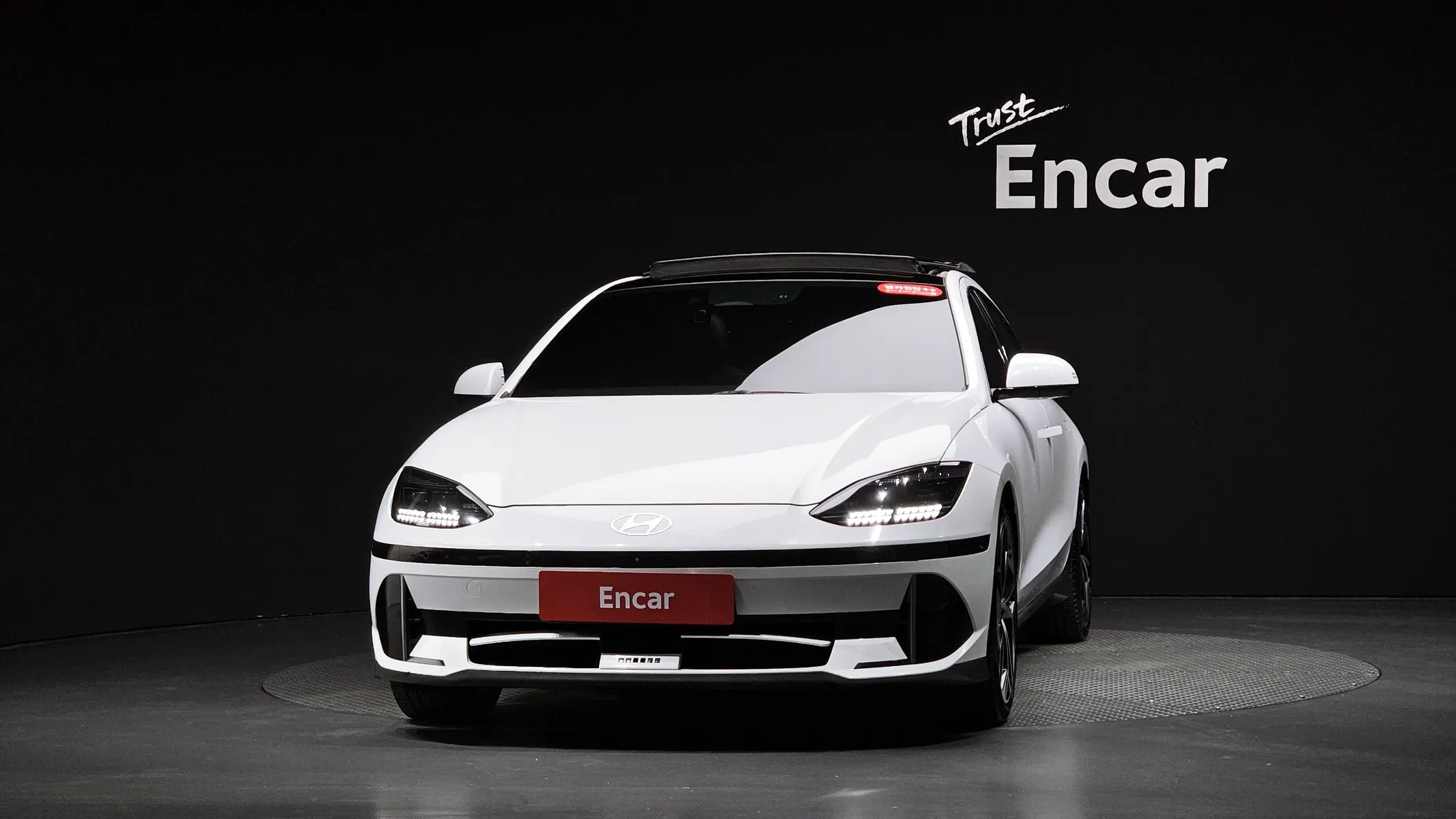 Hyundai Ioniq 6 AWD 2022 2/5