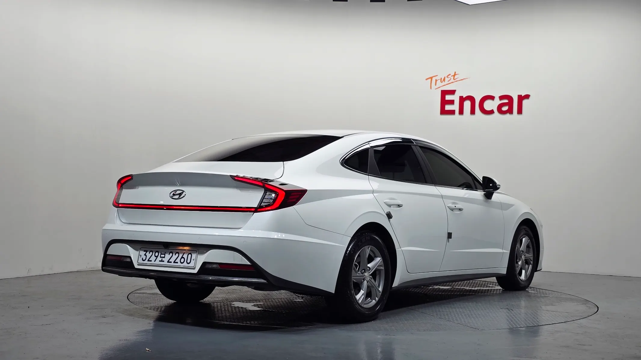 Hyundai (DN8) 2.0 LPG() 2022 2/32