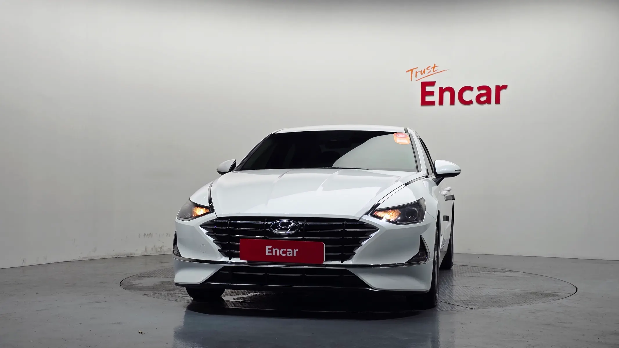 Hyundai (DN8) 2.0 LPG() 2022 2/5
