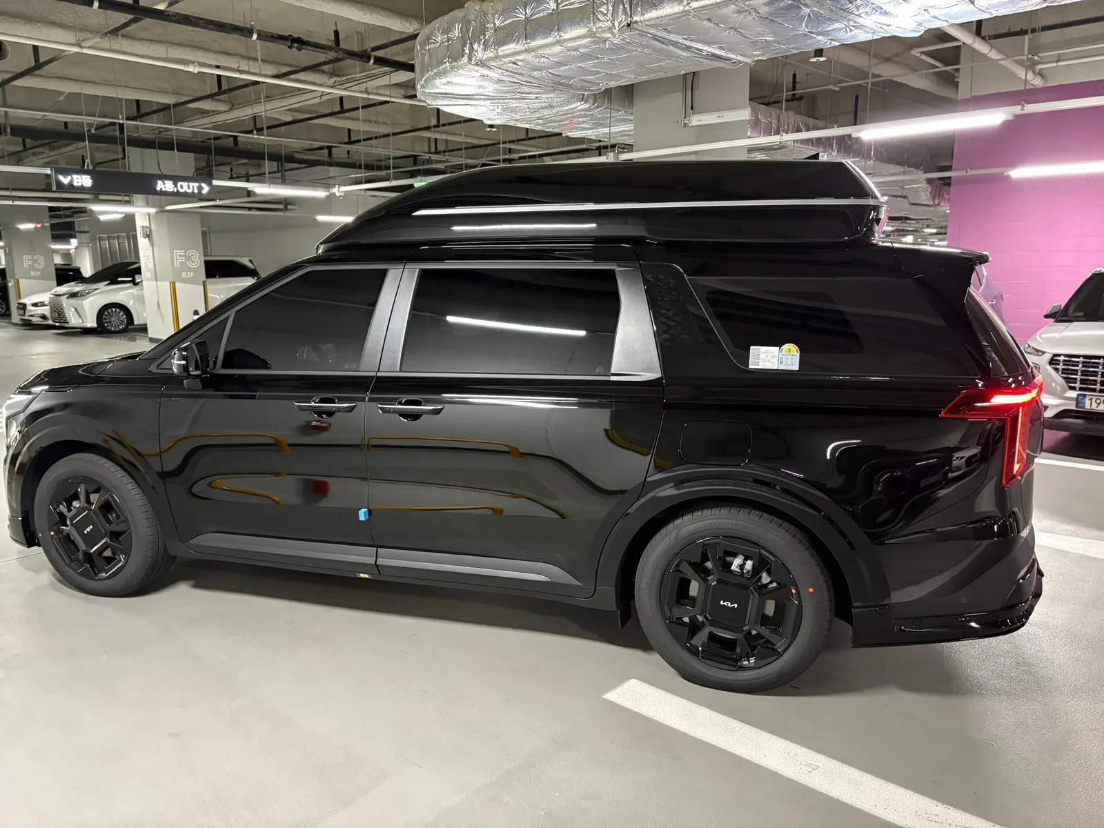 Kia 4 HEV 9 () 2026 4/5