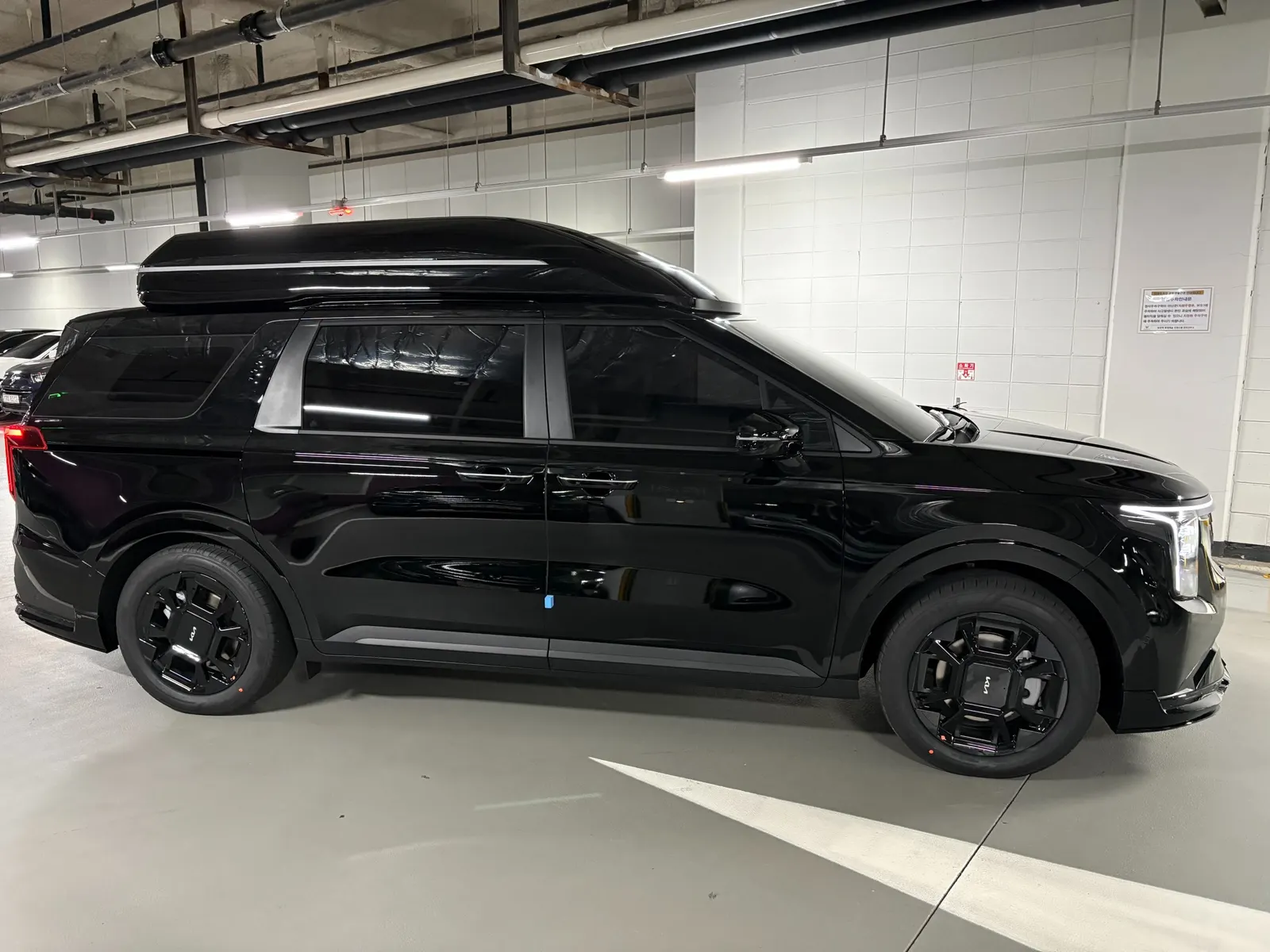 Kia 4 HEV 9 () 2026 2/5