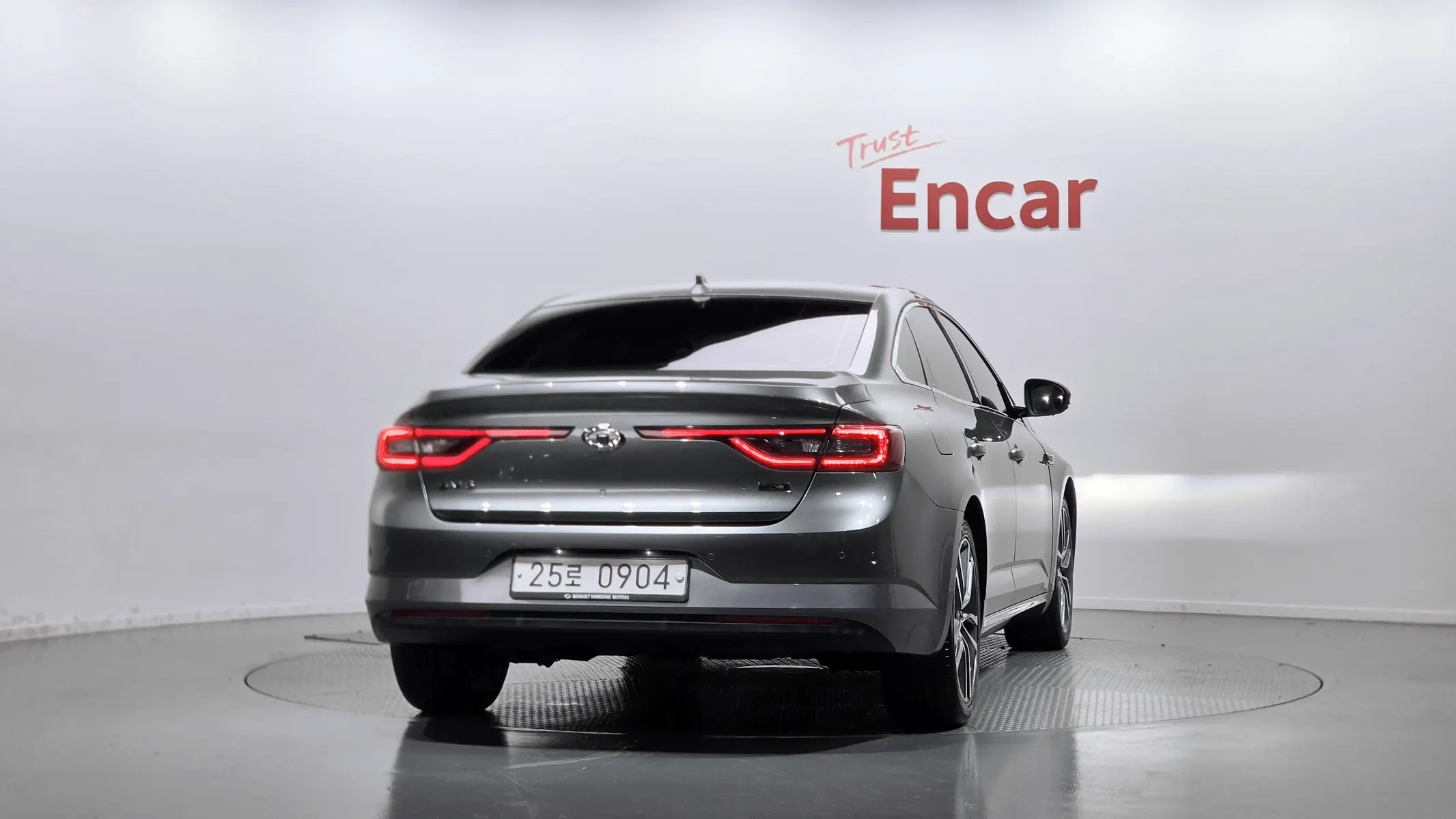 Renault Korea SM6 2.0 GDe RE 2016 3/5