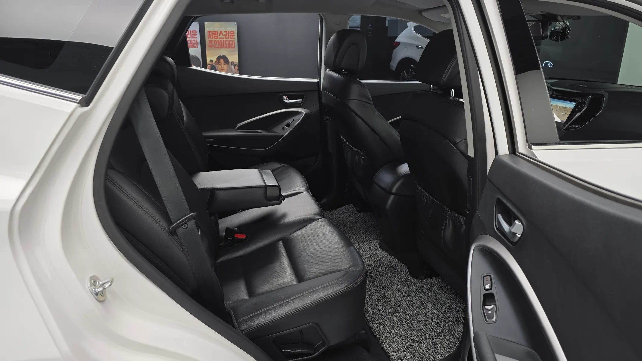 Hyundai DM (e-VGT) 2.0 2WD 2013 31/32