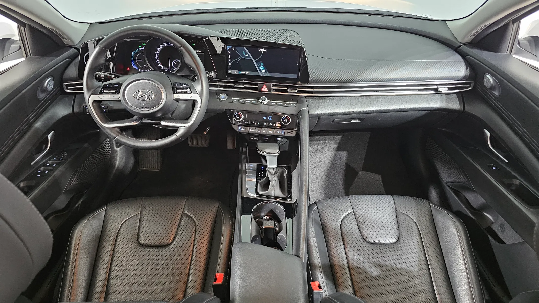 Hyundai (CN7) 2022 4/5