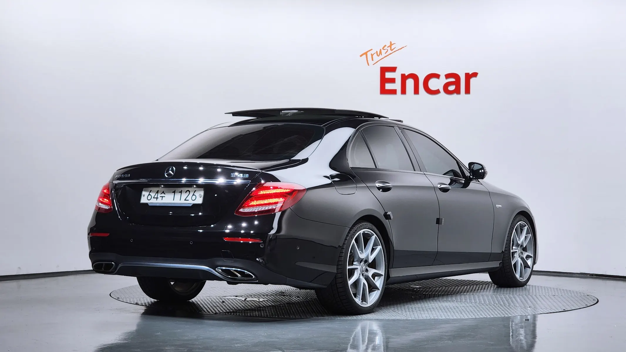 Mercedes-Benz E-Class W213 E43 AMG 4MATIC 2018 2/37