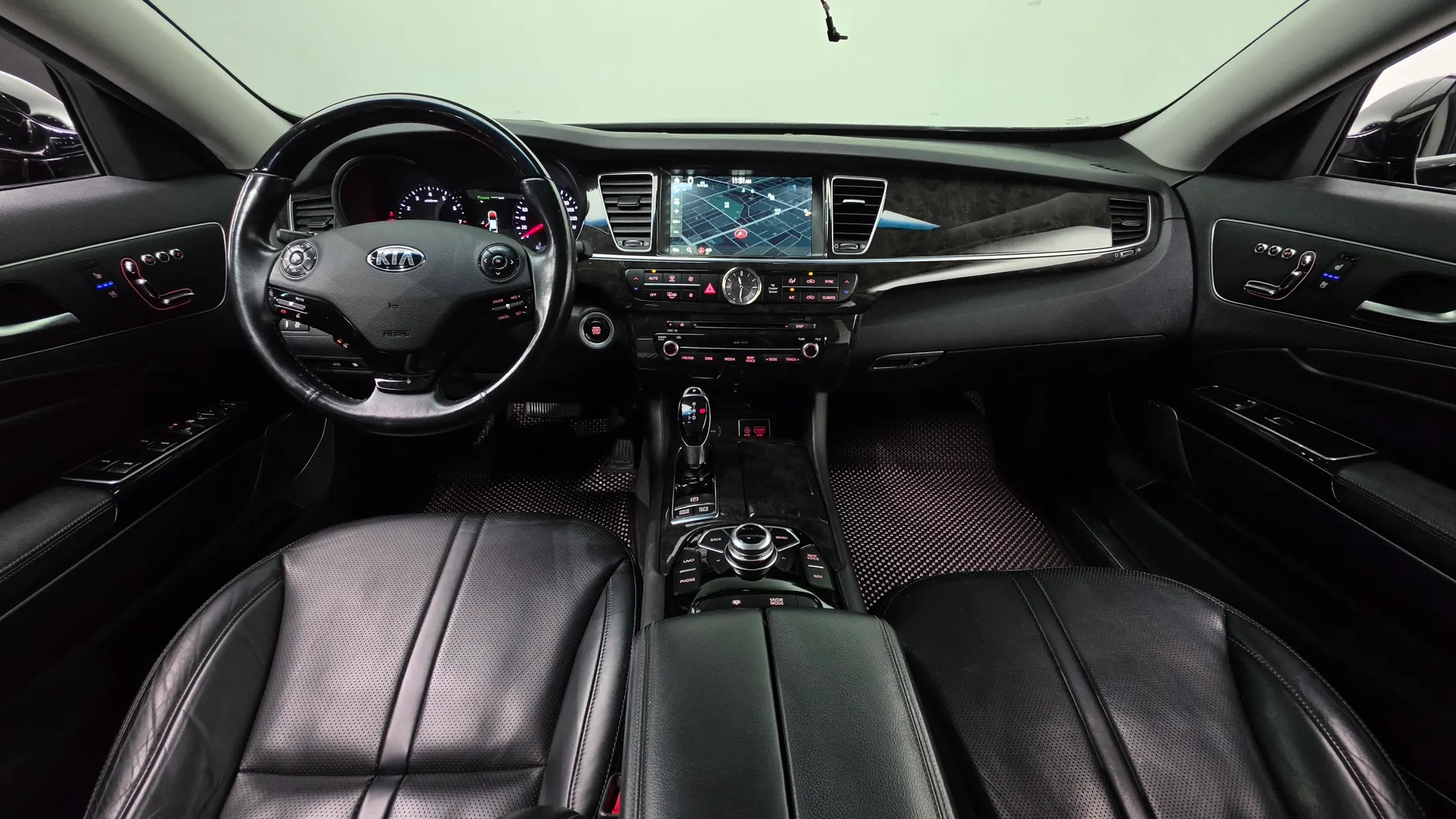 Kia K9 3.8 GDI 2016 4/5
