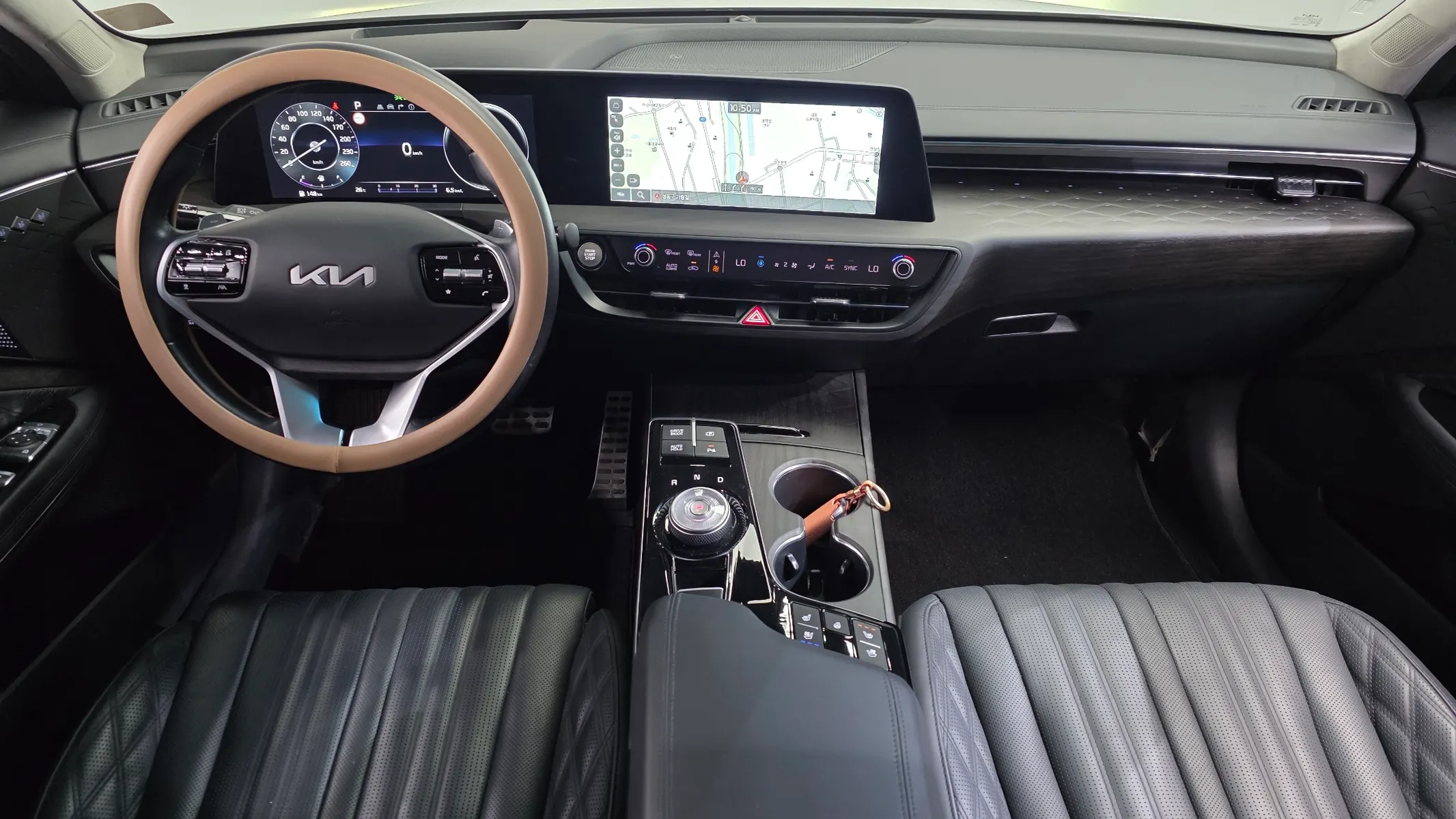 Kia K8 2.5 2WD 2022 4/5