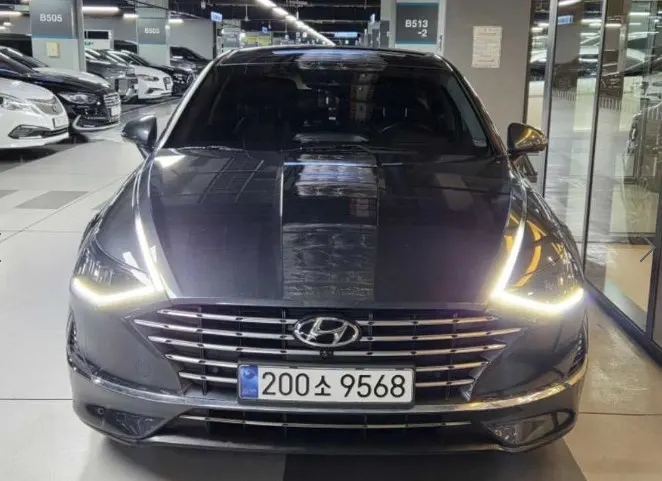 Hyundai (DN8) 2021 3/5