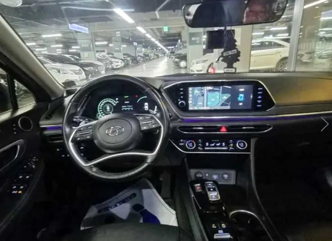 Hyundai (DN8) 2021 4/5