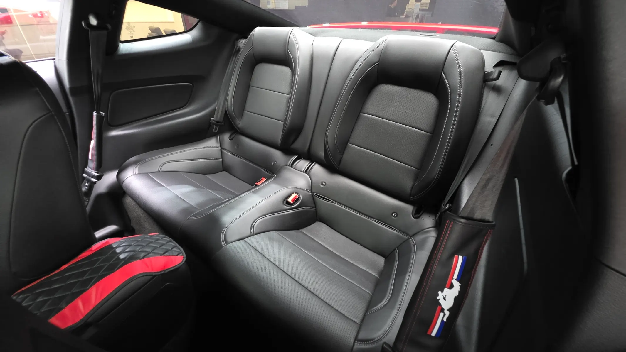Ford 머스탱 2018 32/33