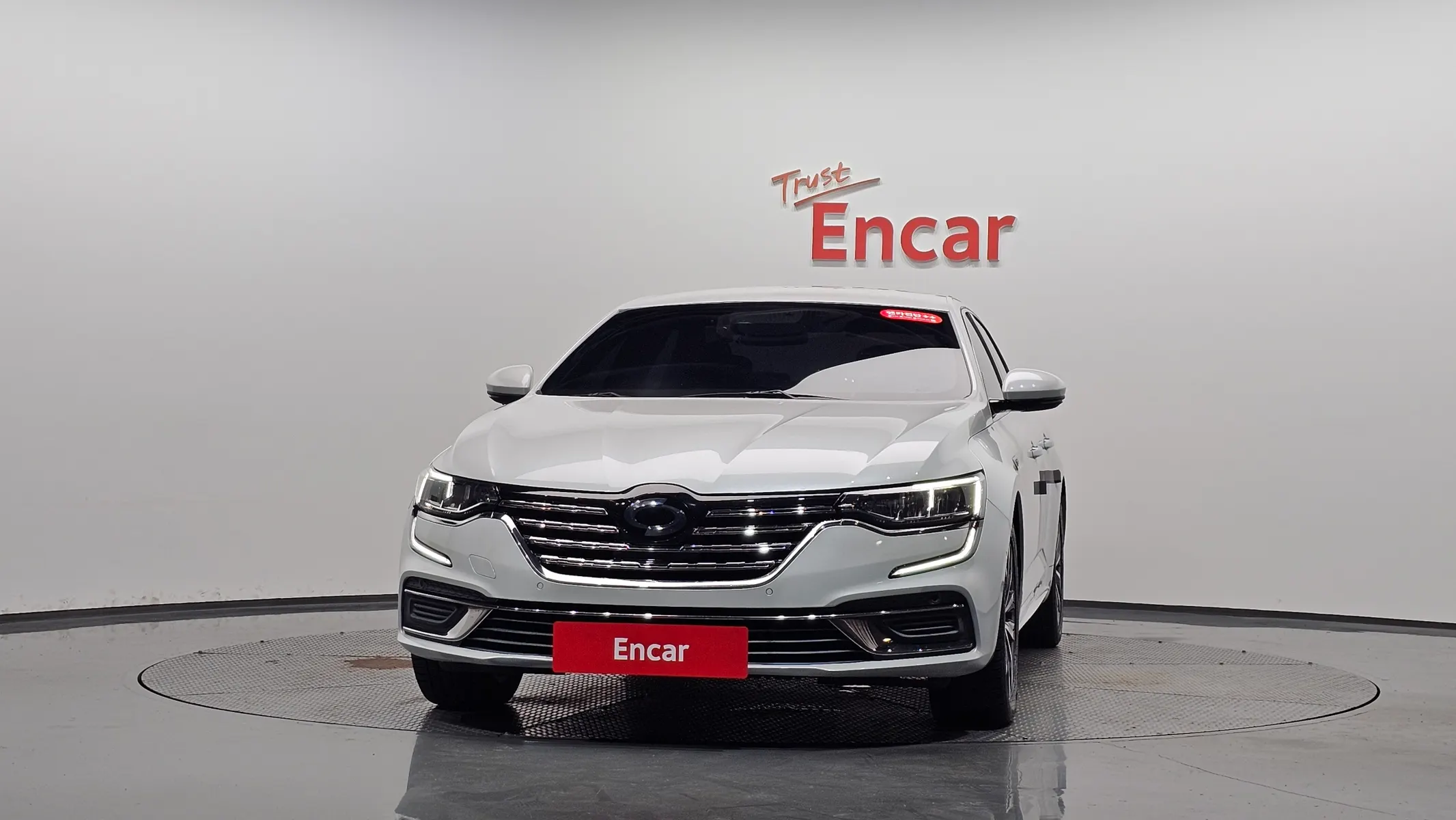 Renault Korea SM6 1.3 TCe RE 2021 2/5