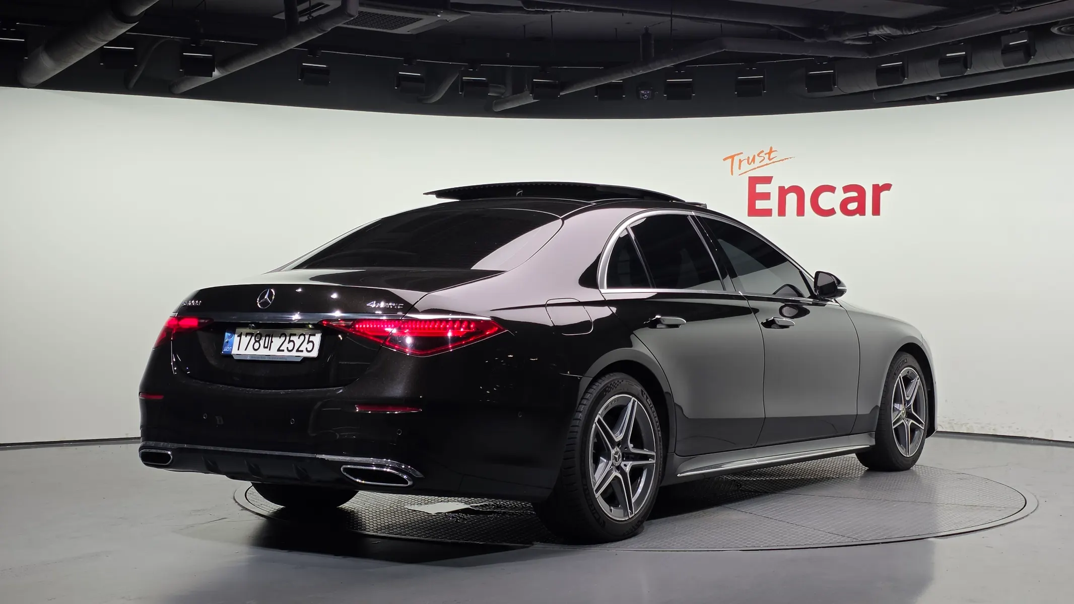 Mercedes-Benz S-Class W223 S400 d 4MATIC 2021 2/37