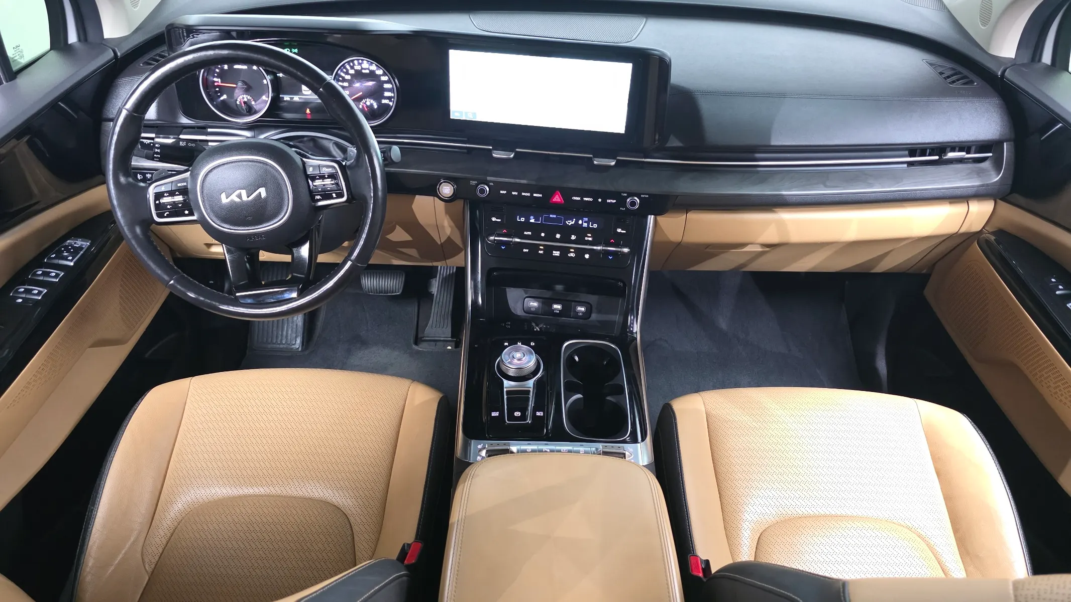 Kia Carnival 7 2022 4/5