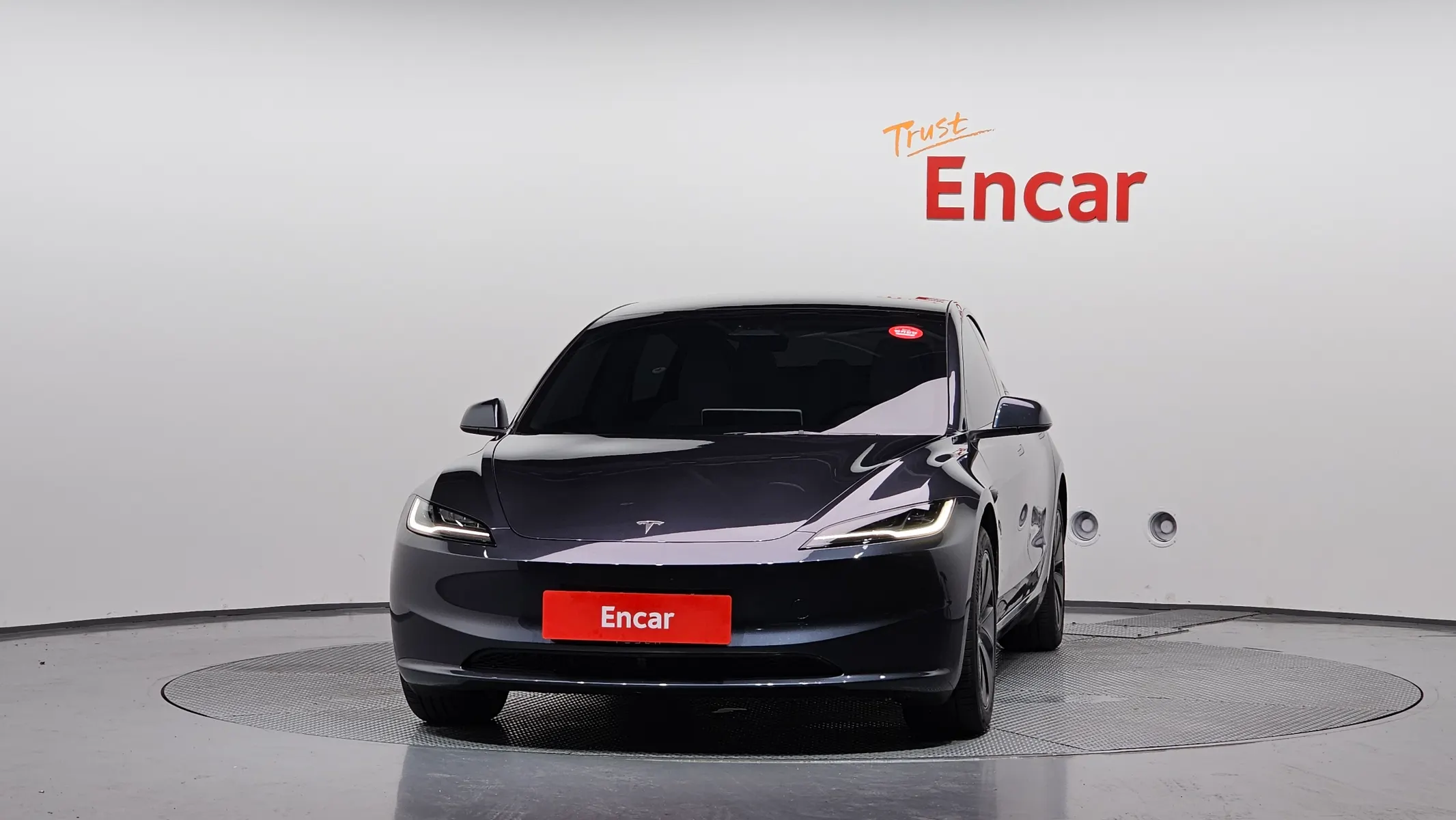 Tesla 3 RWD 2025 2/5