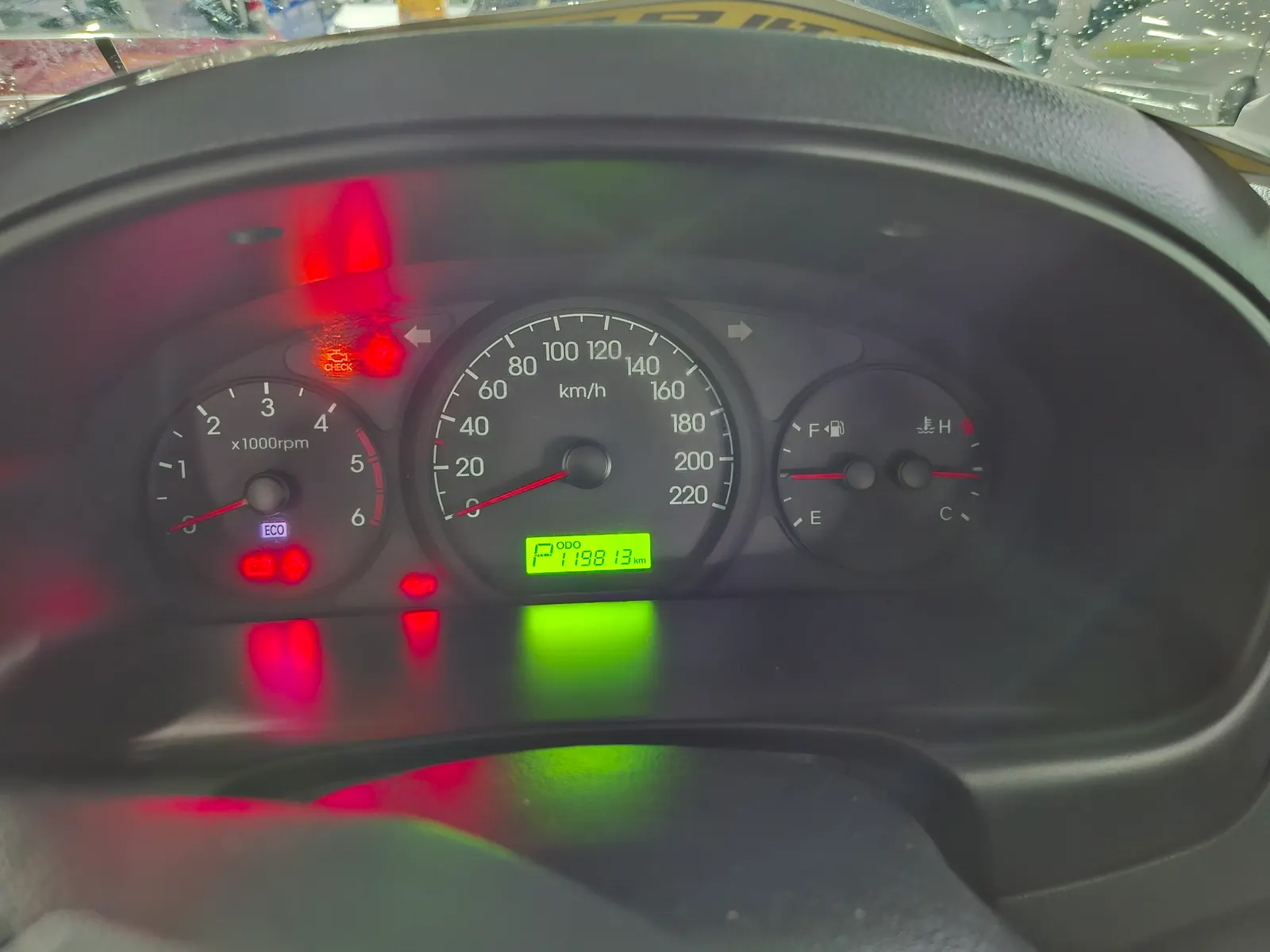 Hyundai Grand Starex 12 2013 3/14