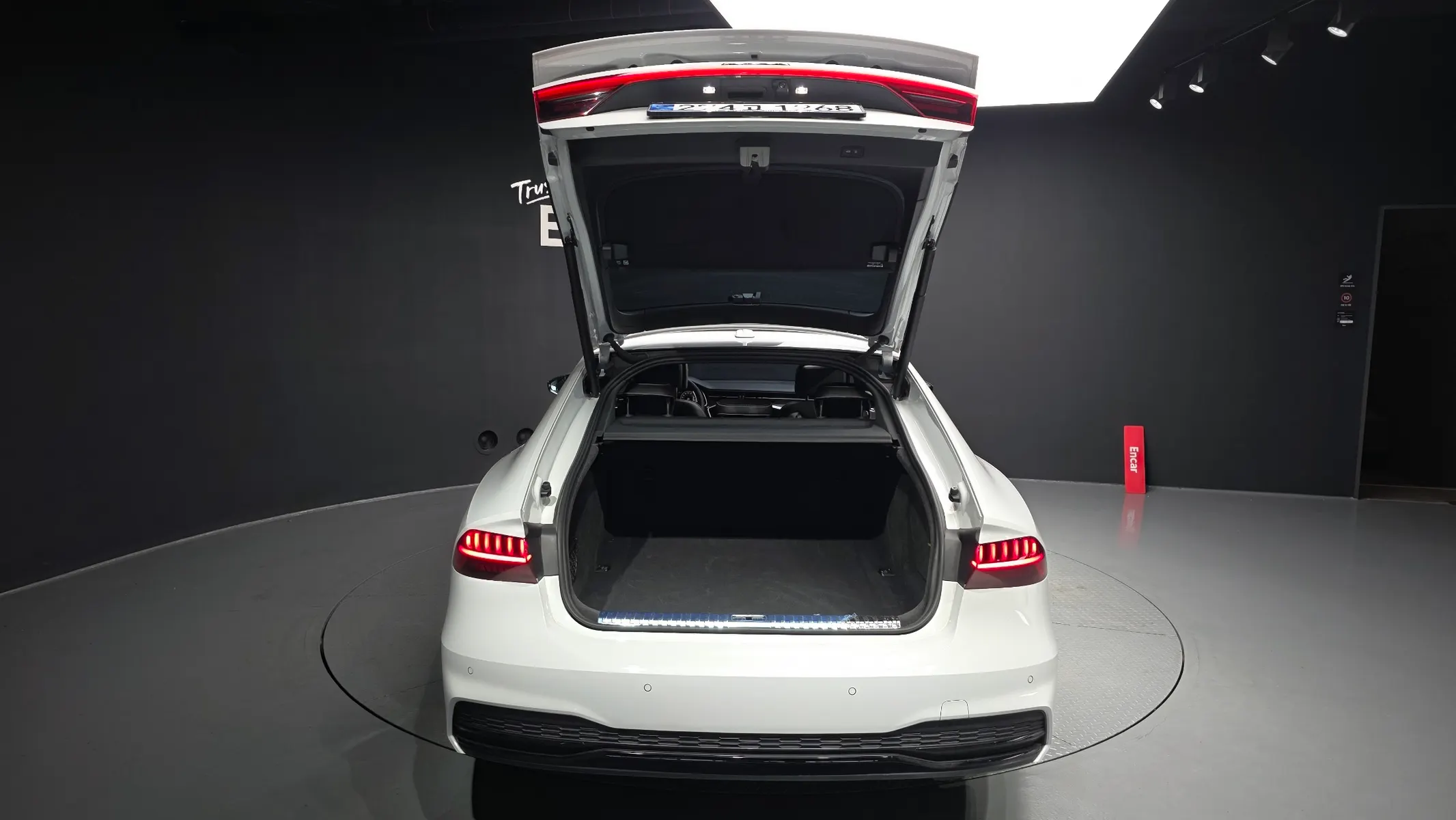 Audi A7 (4K) 50 TDI 2023 20/21