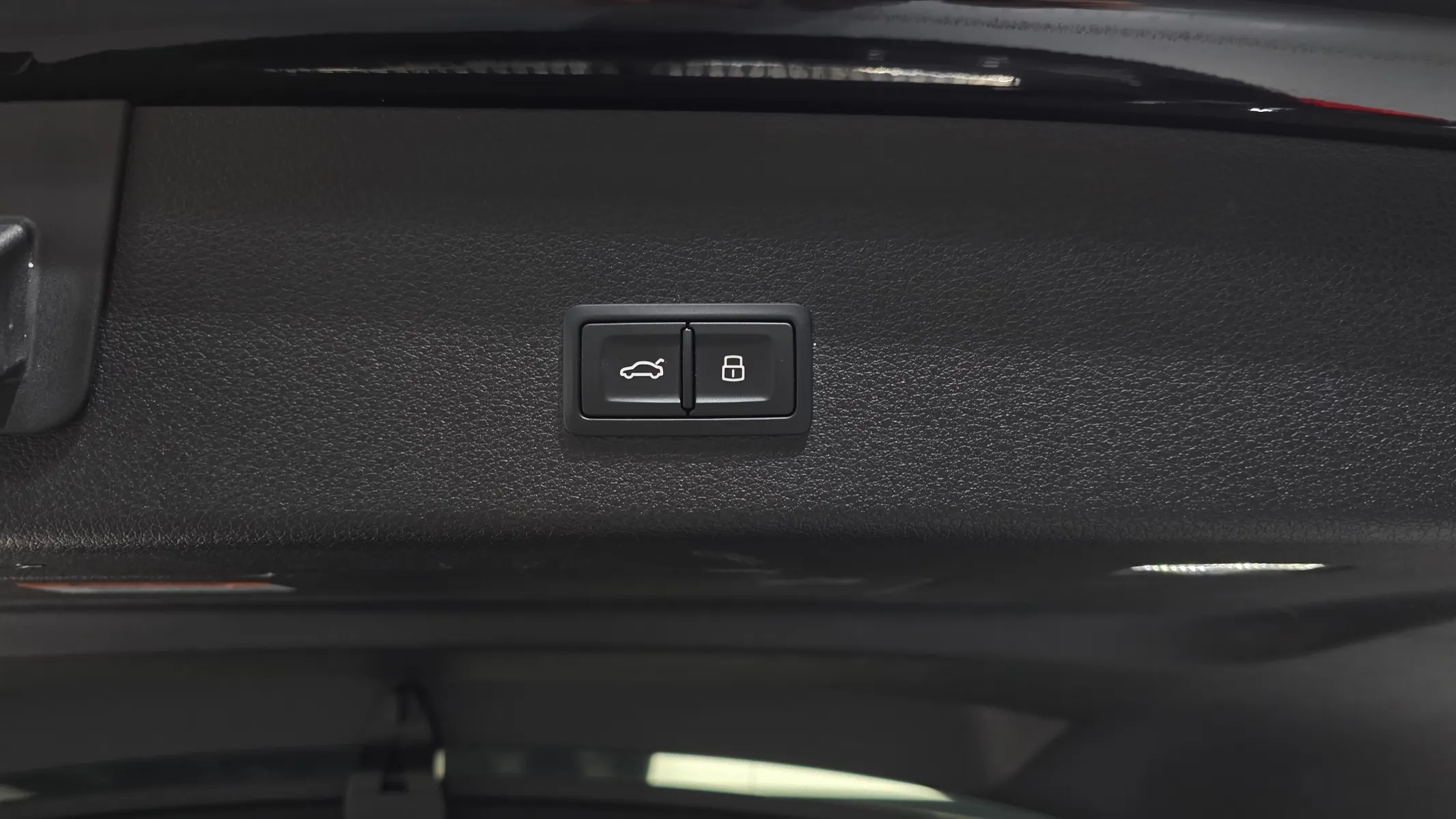 Audi e- 55 2022 35/36