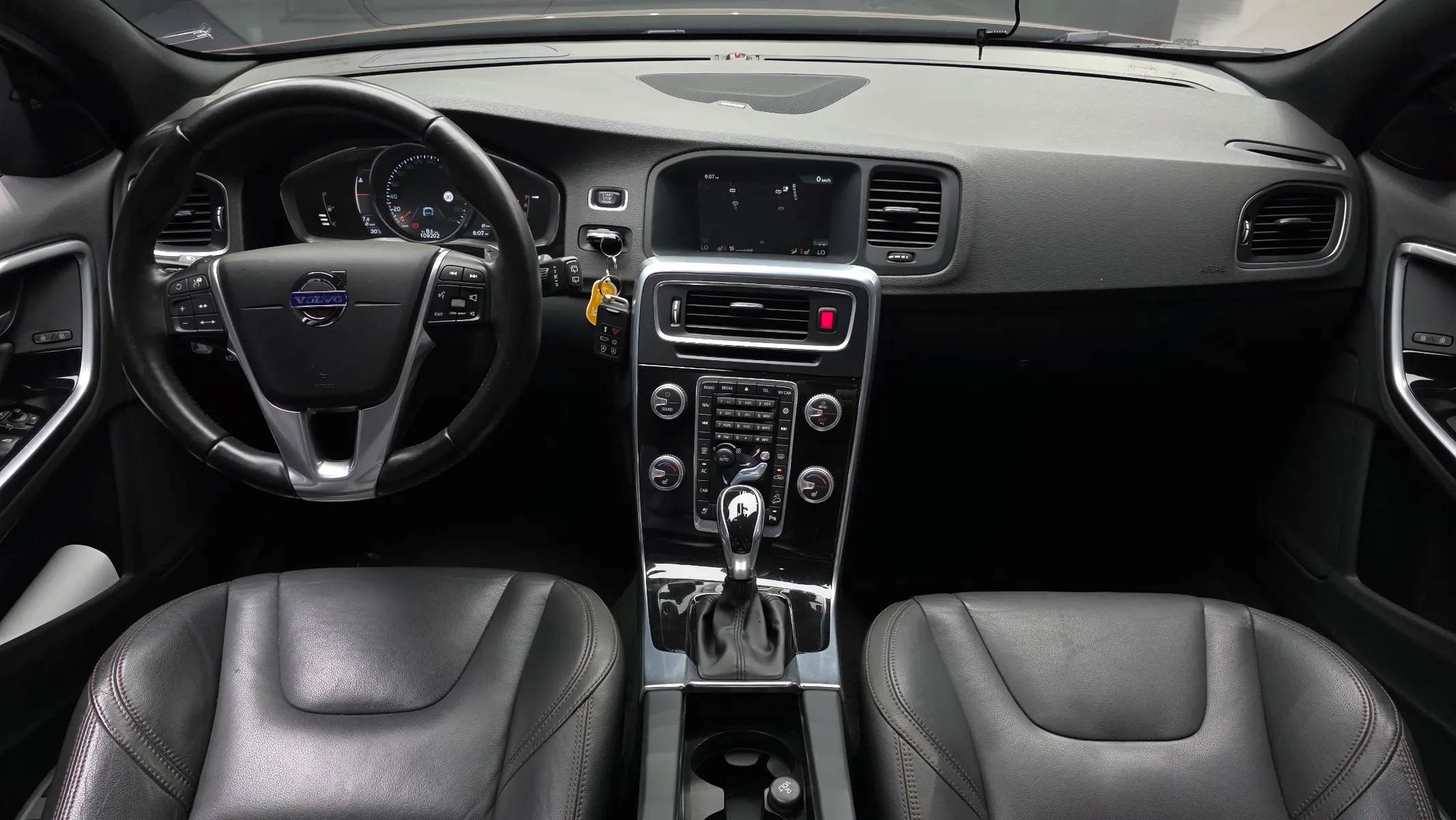 Volvo V60 T5 AWD 2015 4/5