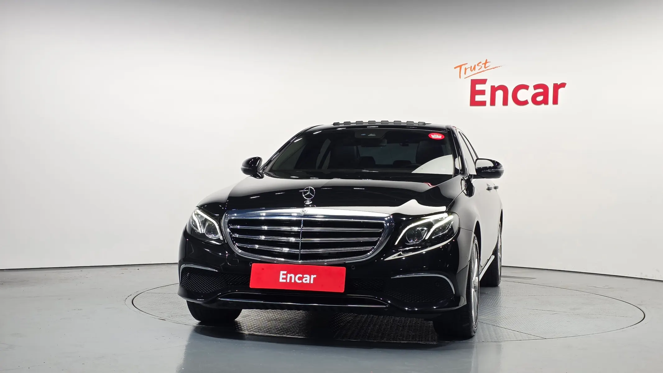 Mercedes-Benz E-Class W213 E220d 4MATIC 2019 3/33