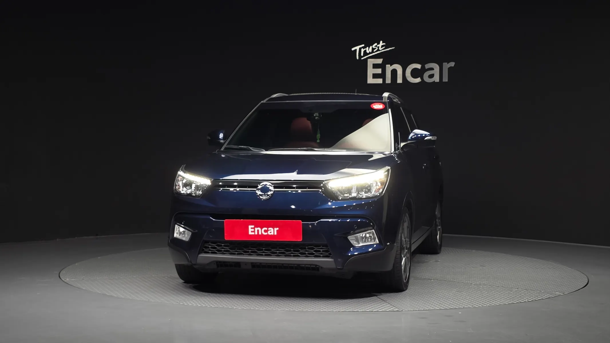 KG Mobility Tivoli LX 4WD 2015 2/5