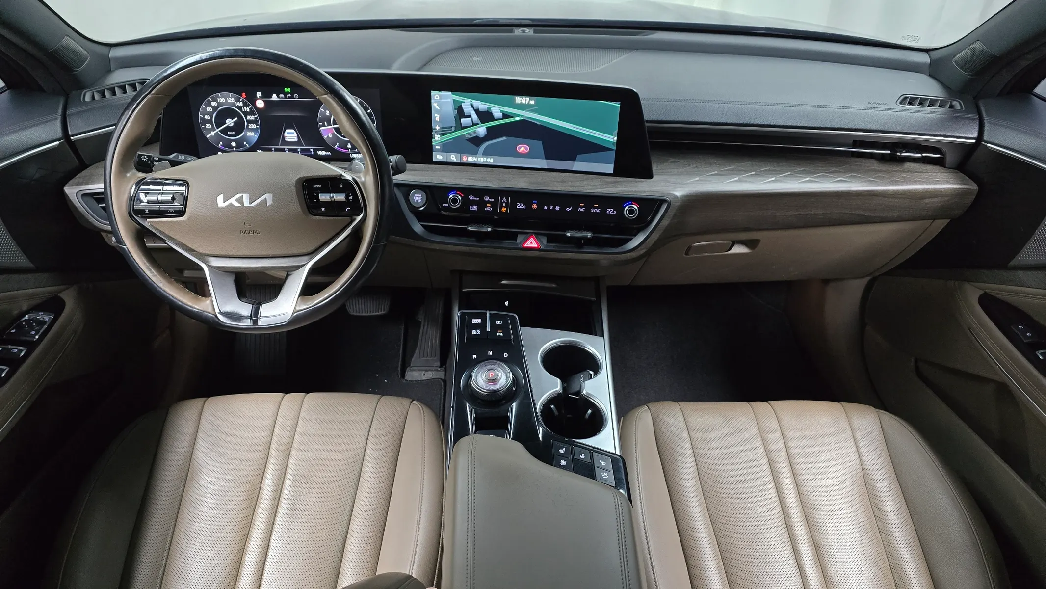 Kia K8 2.5 2WD 2021 4/5