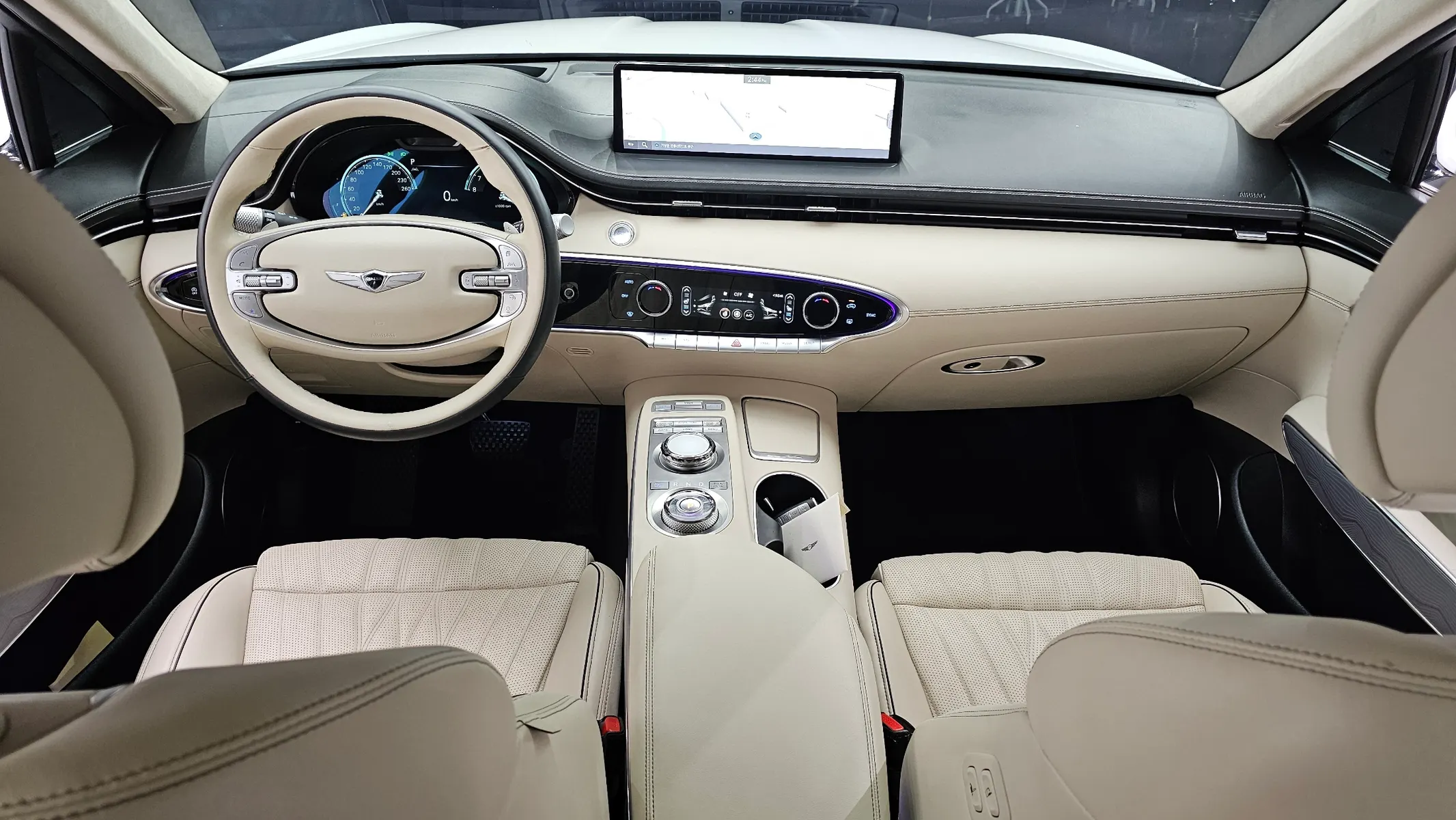 Genesis GV70 2.5T AWD 2023 4/5