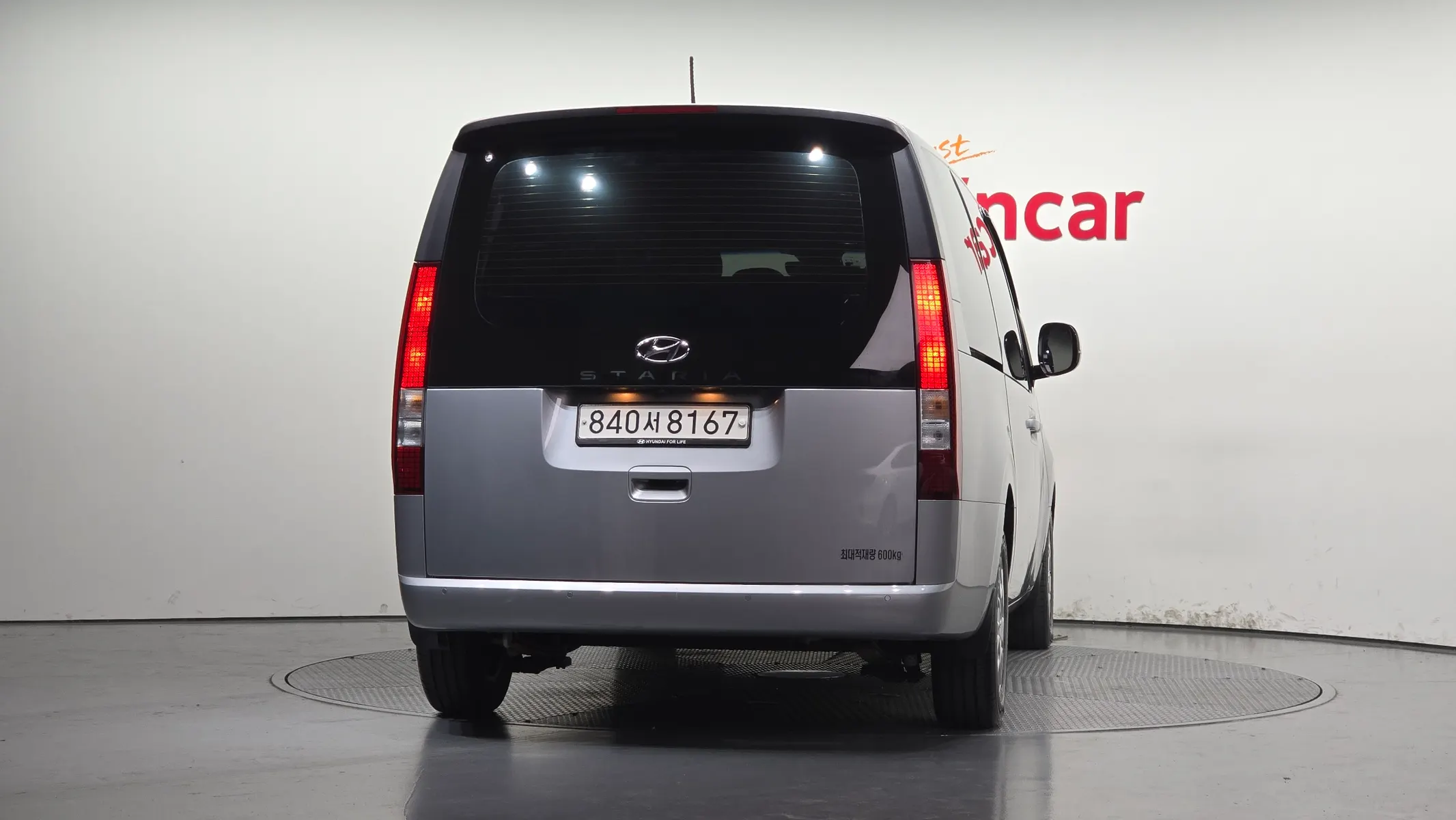 Hyundai Staria 5 2022 3/5