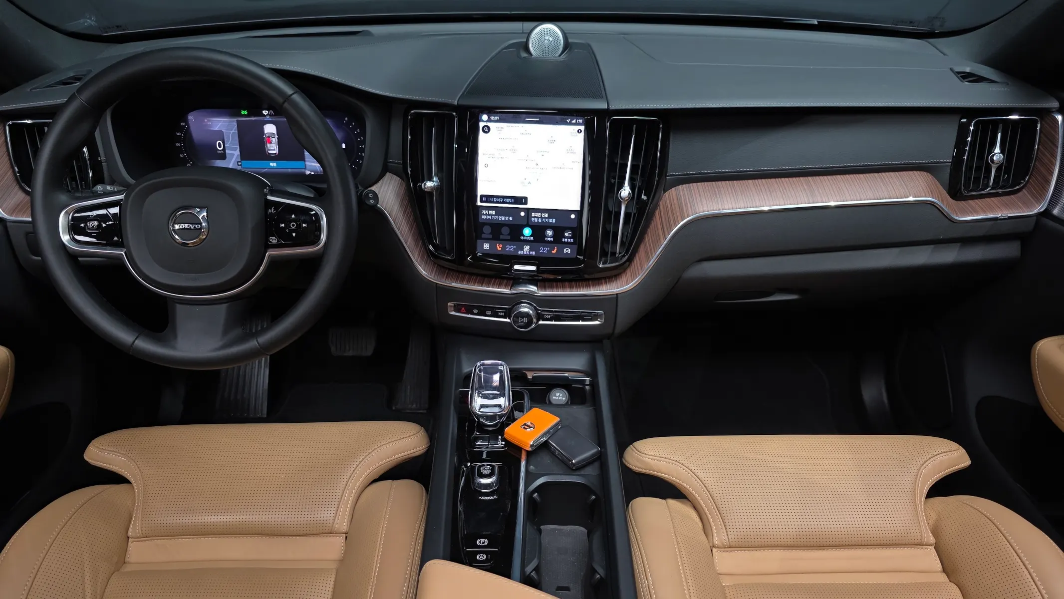 Volvo XC60 2 B5 2023 4/5