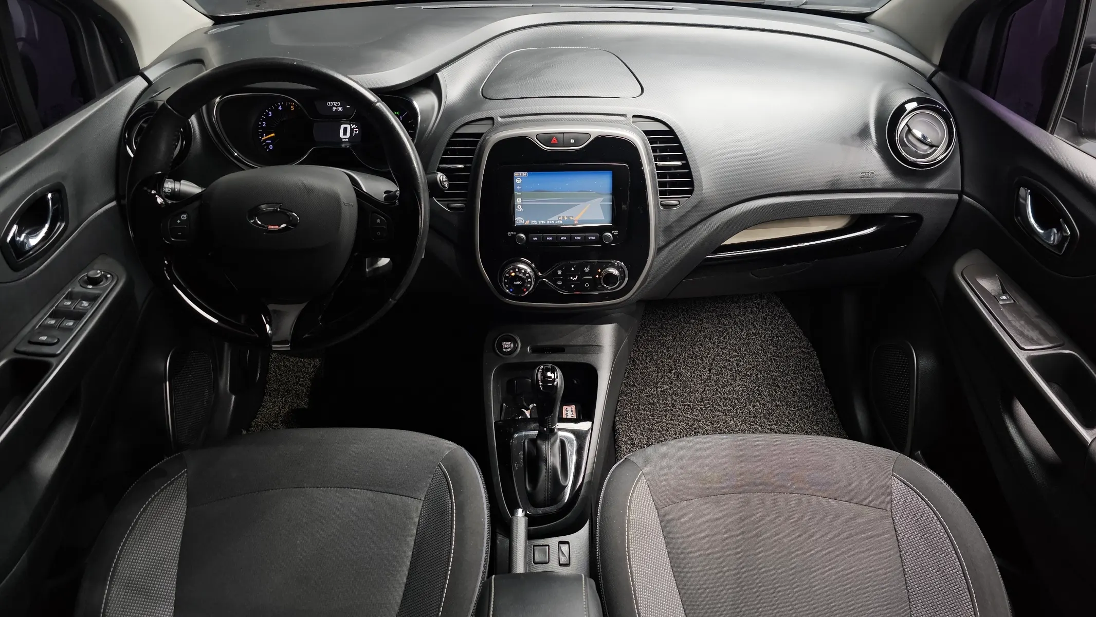 Renault Korea QM3 LE 2015 4/5