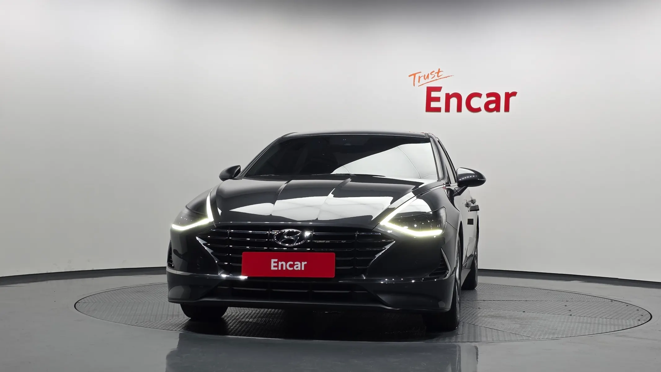 Hyundai (DN8) 2.0 LPG 2022 2/5