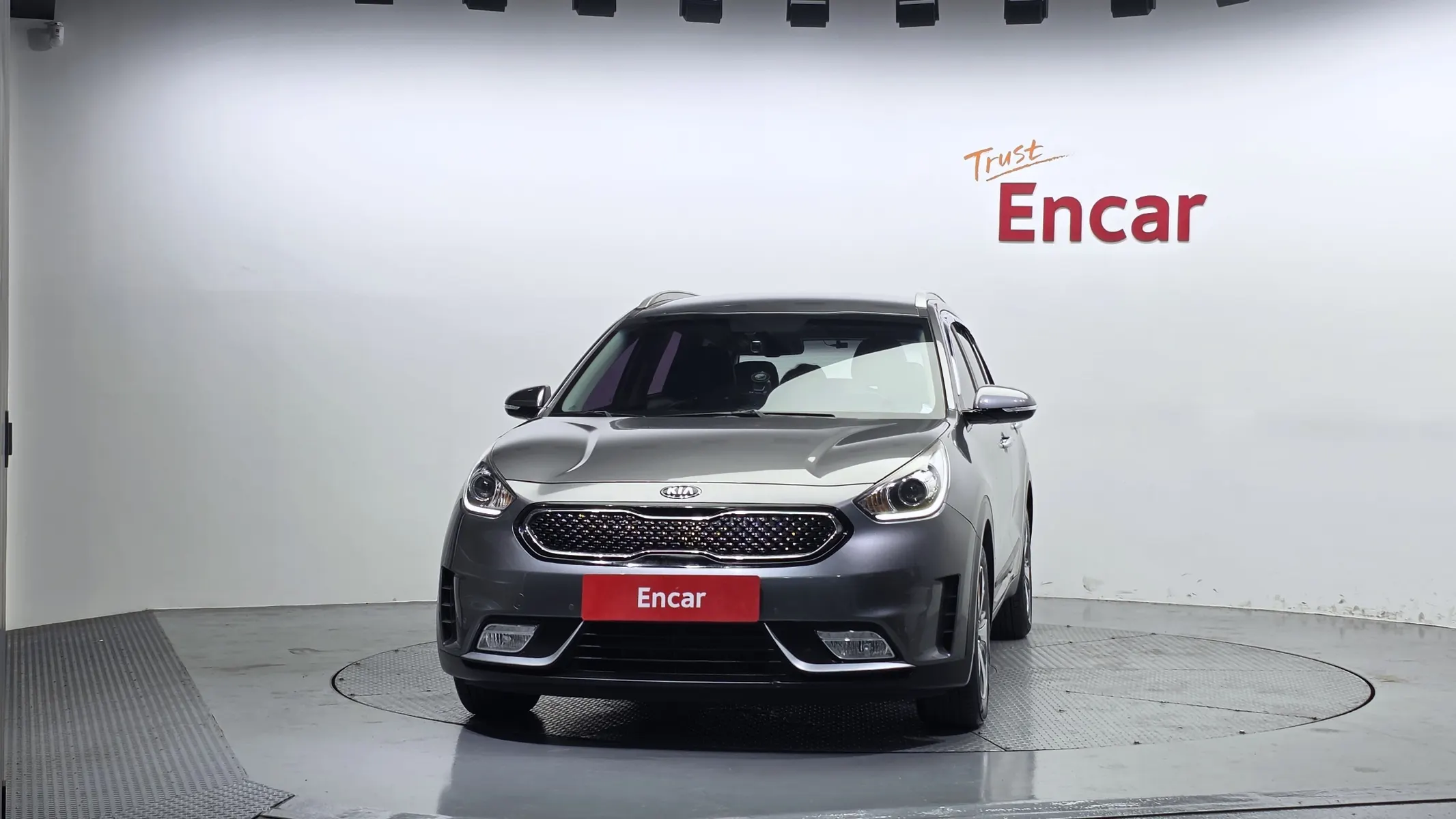 Kia Niro 2016 2/5
