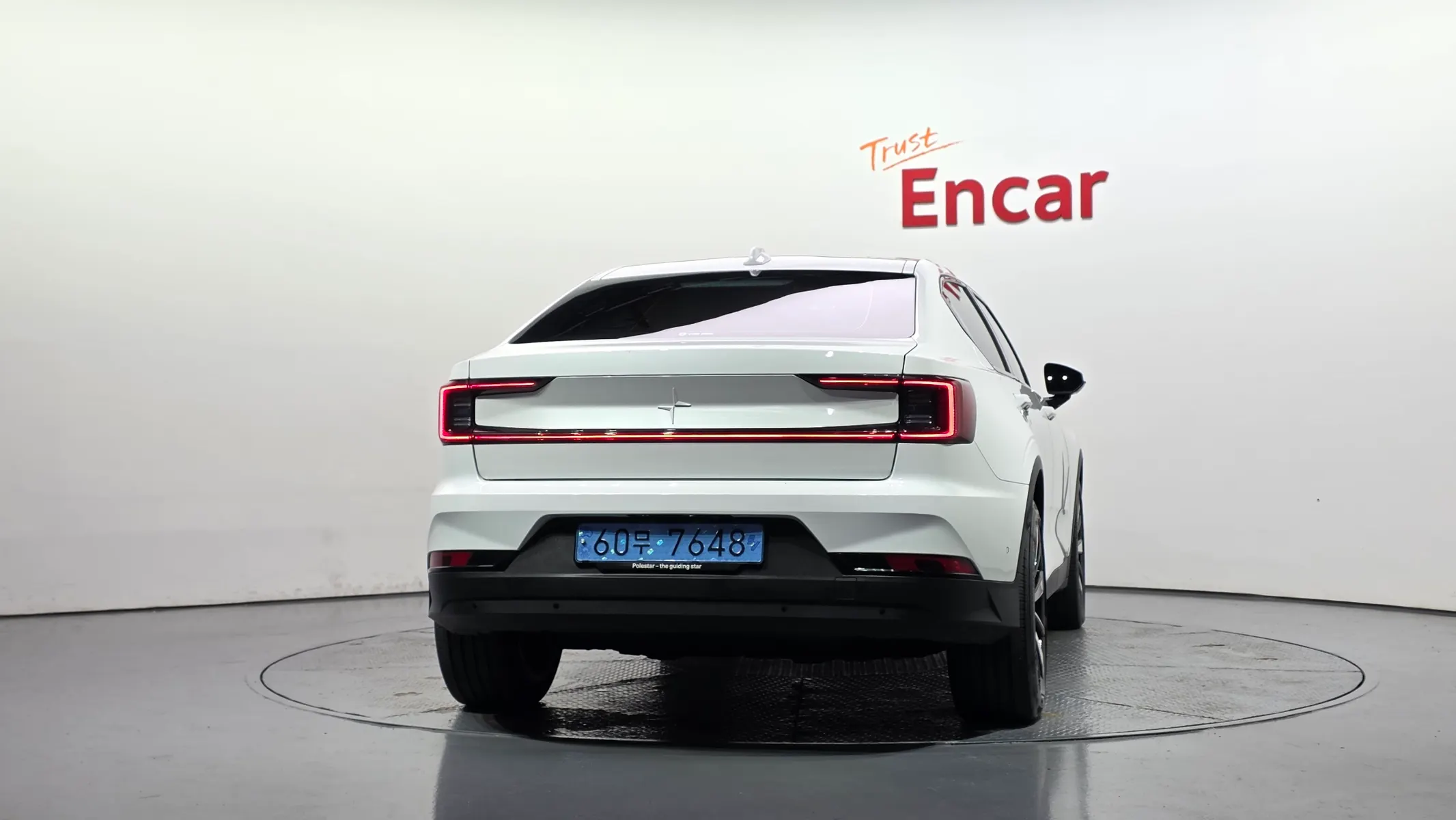 Polestar 2 2022 3/5