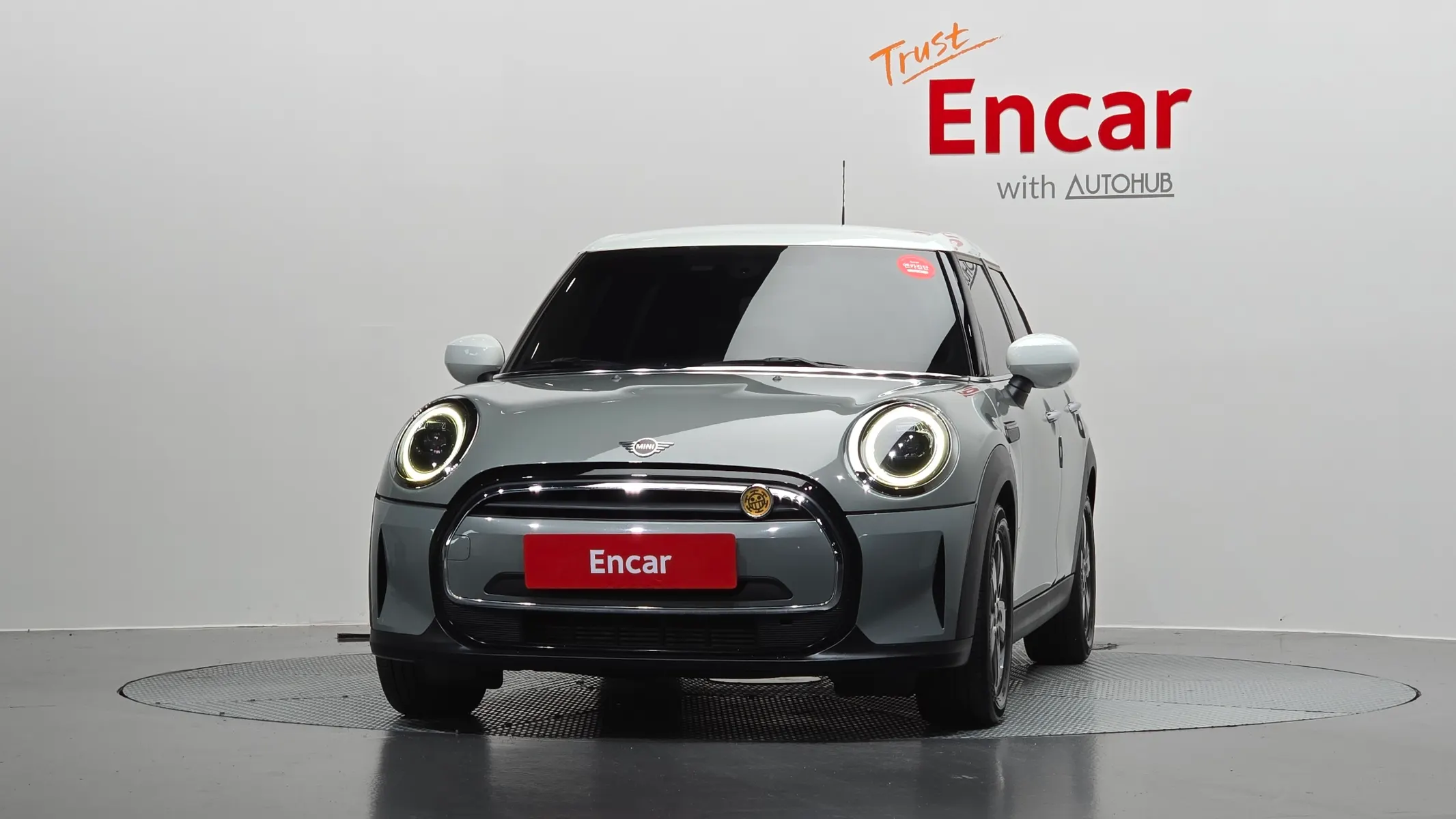 MINI 쿠퍼 5 2021 2/5