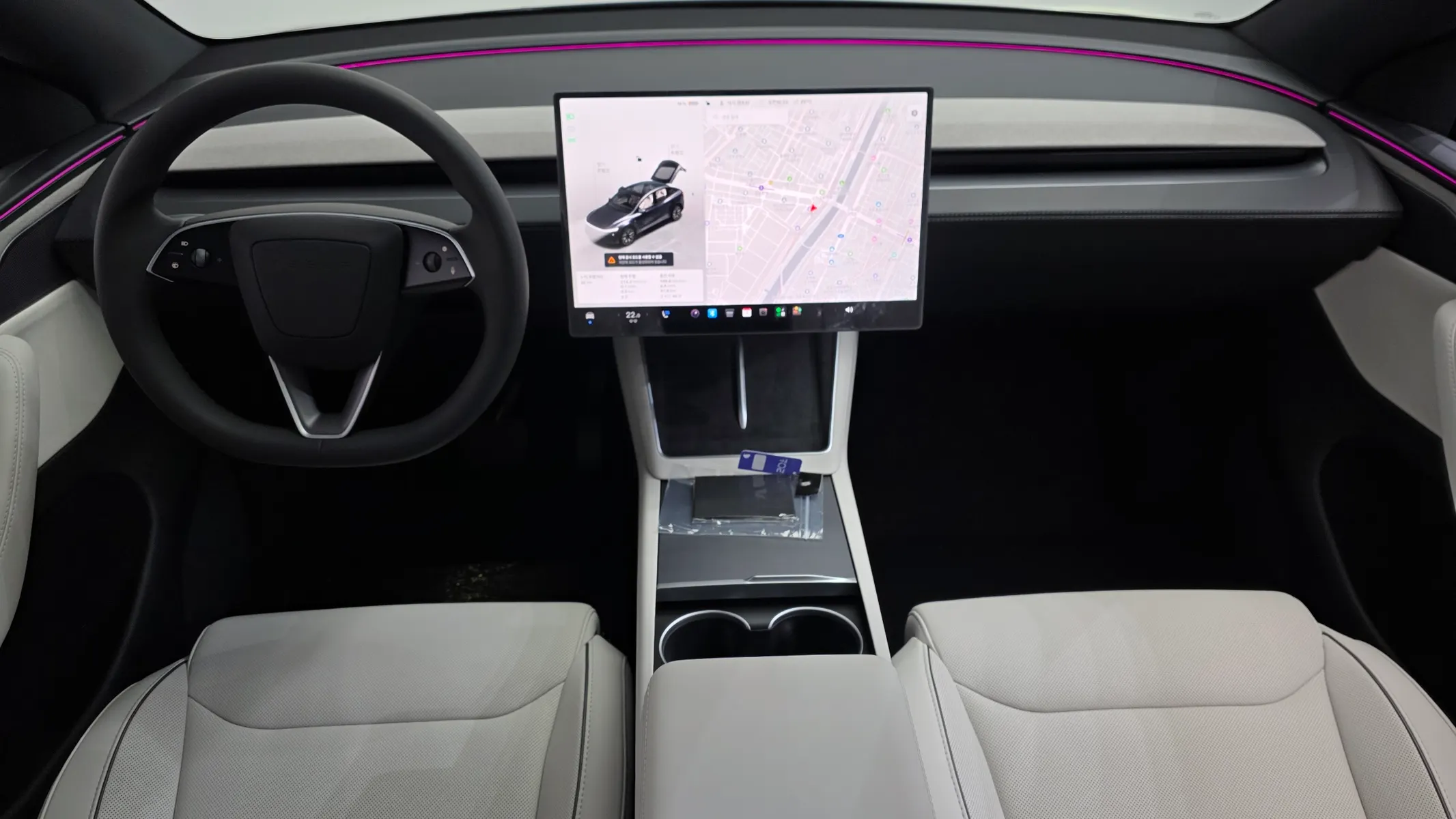 Tesla Y L AWD 2026 4/5