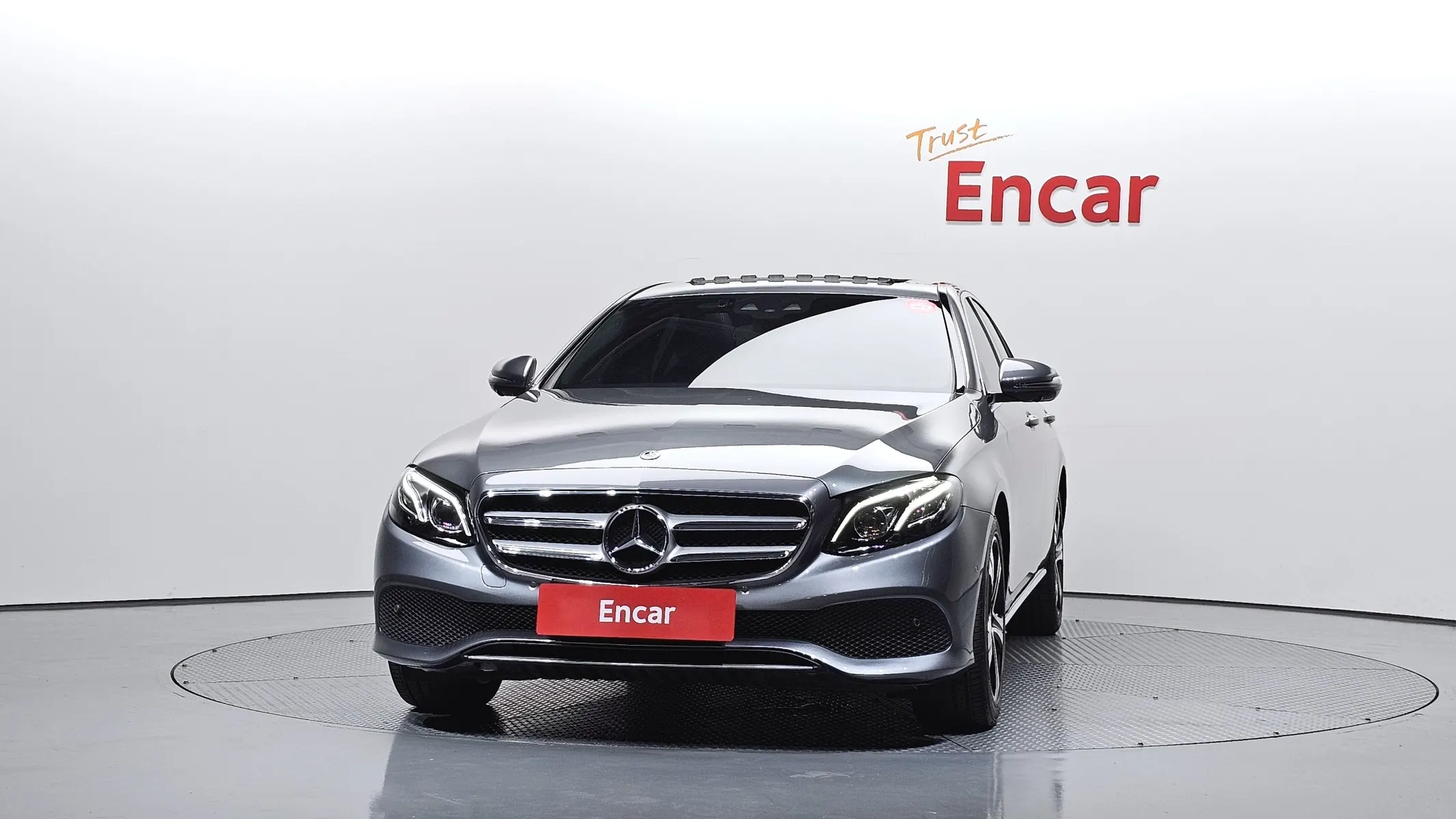 Mercedes-Benz E-Class W213 E300 4MATIC 2018 3/39