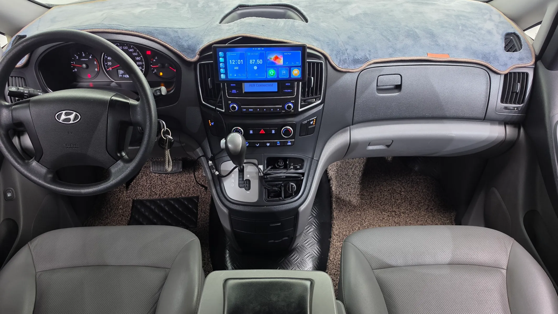 Hyundai Grand Starex 5 2015 4/5
