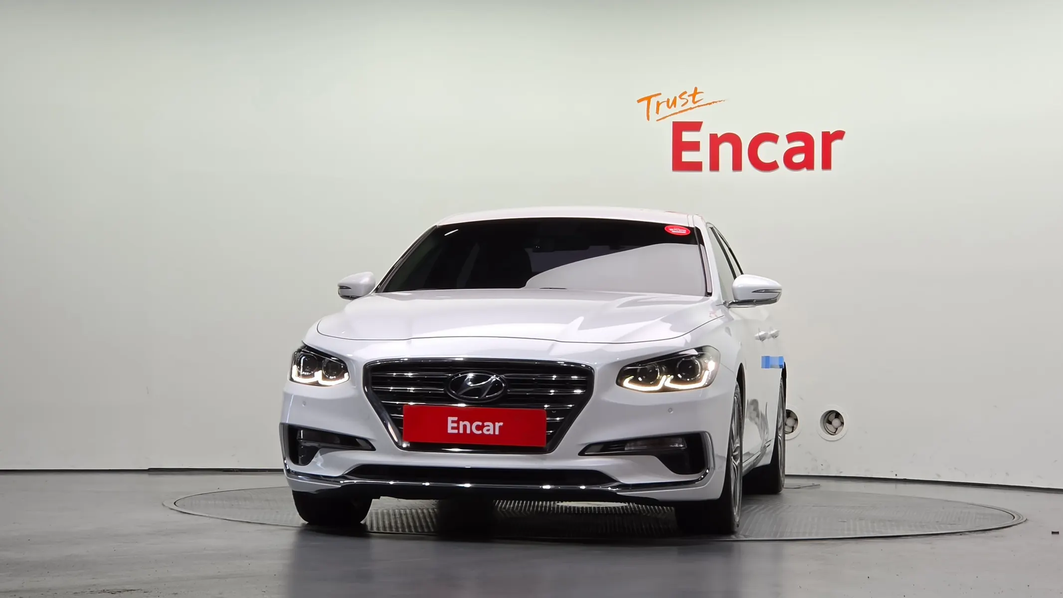Hyundai IG 3.0 LPi () 2017 2/5