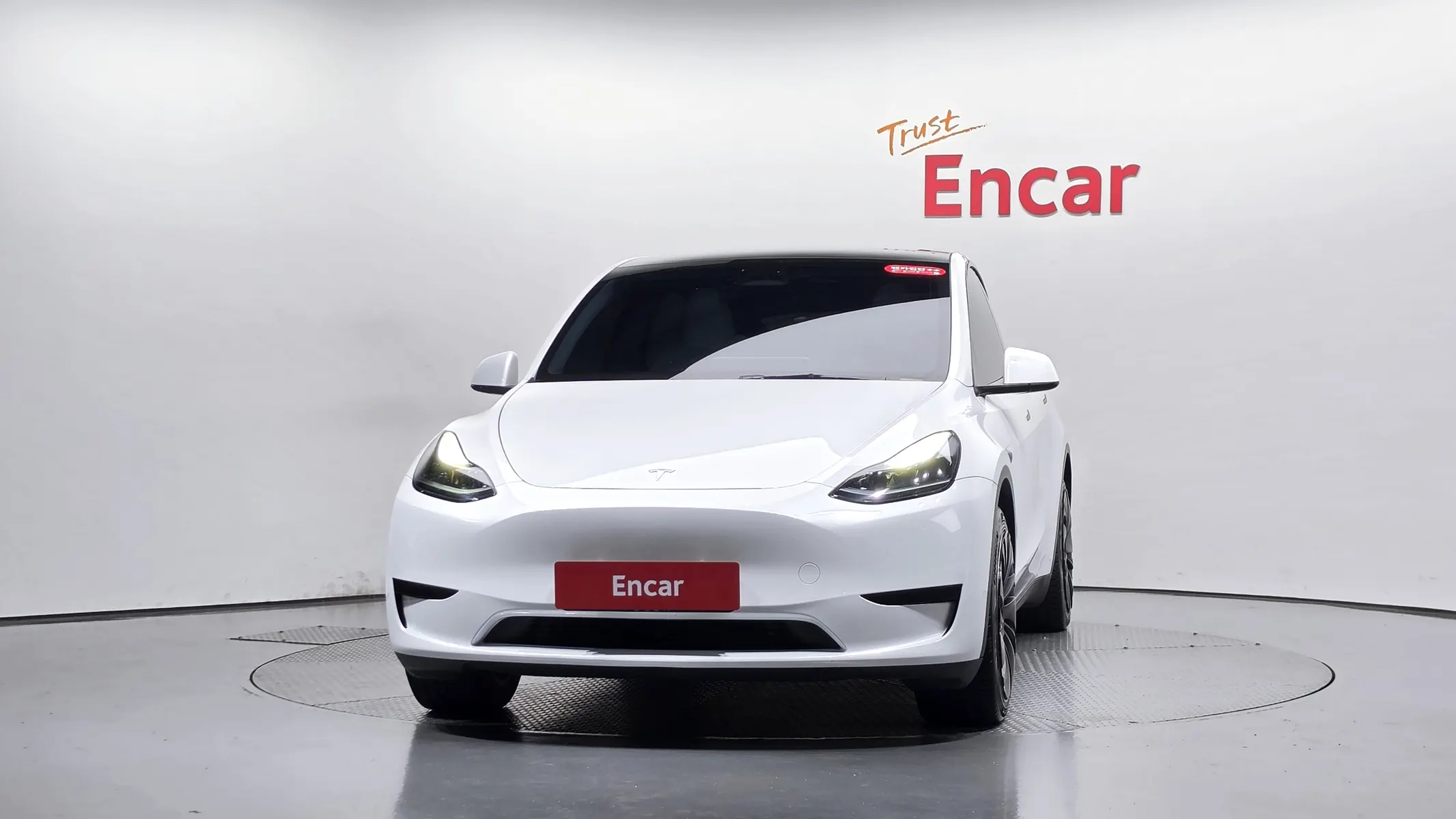 Tesla Y RWD 2023 2/5