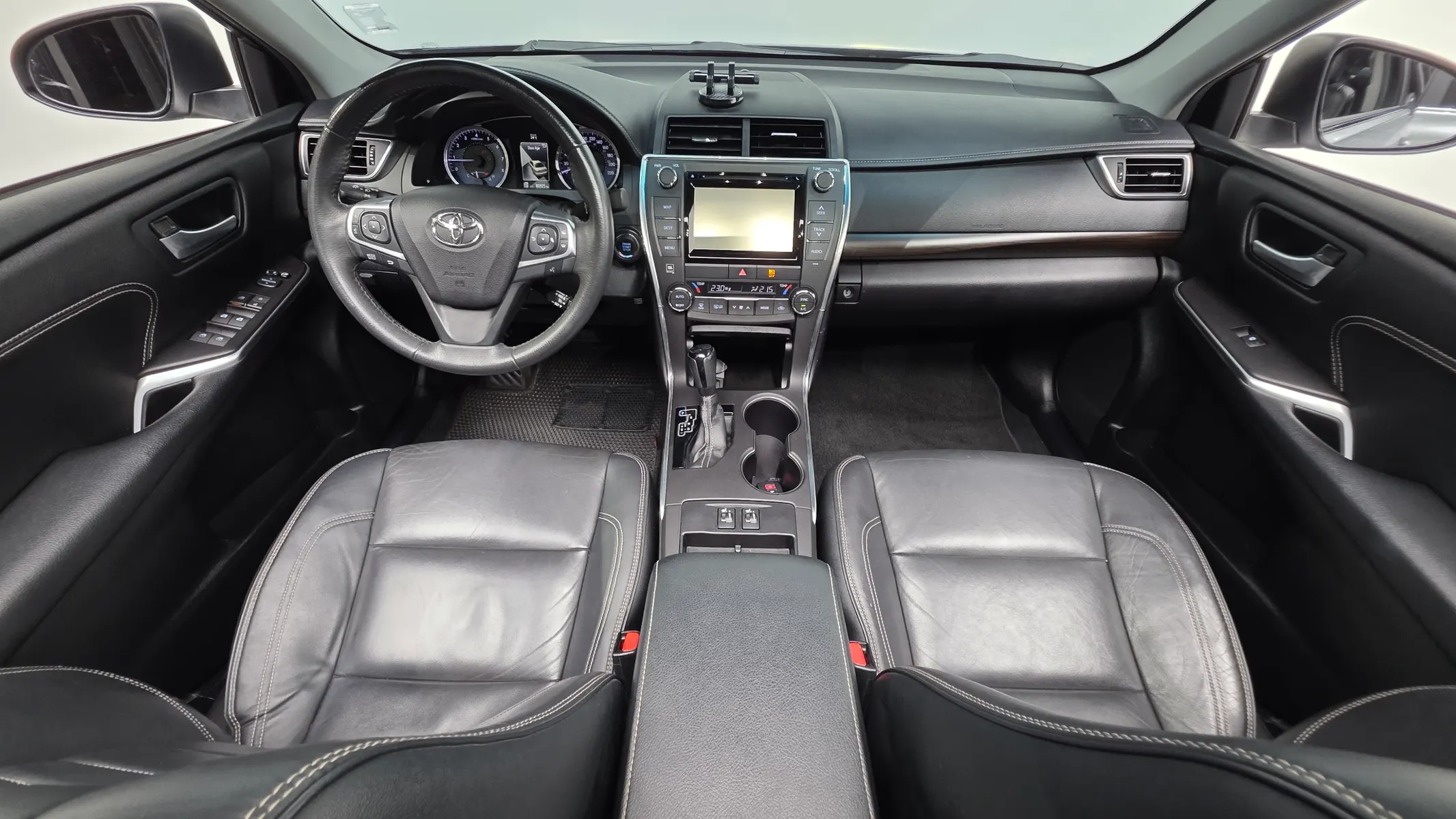 Toyota 캠리 2.5 XLE 2017 4/5