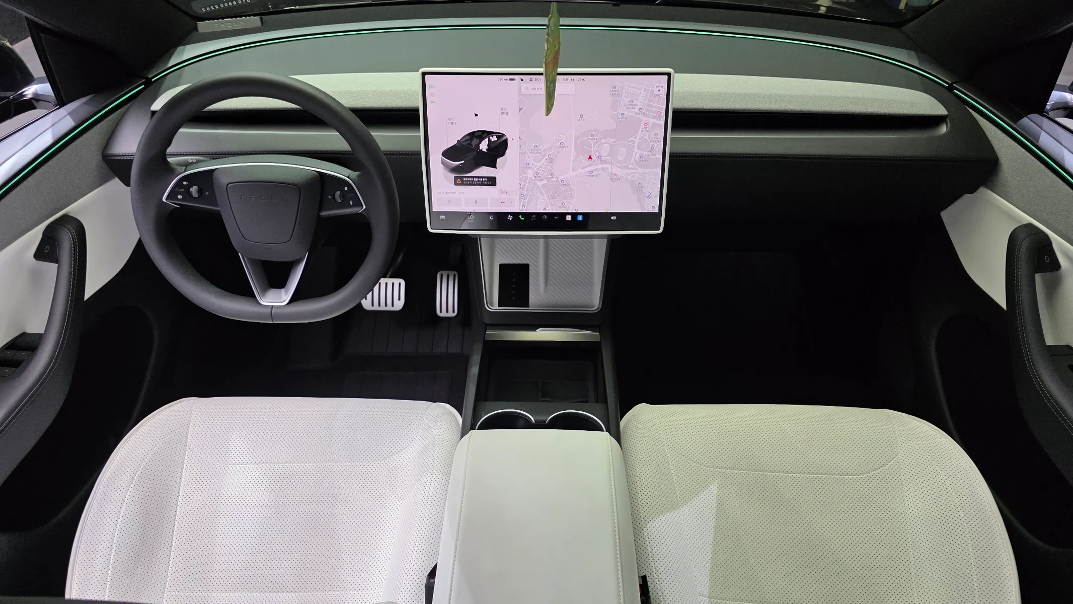 Tesla Y RWD 2026 4/5