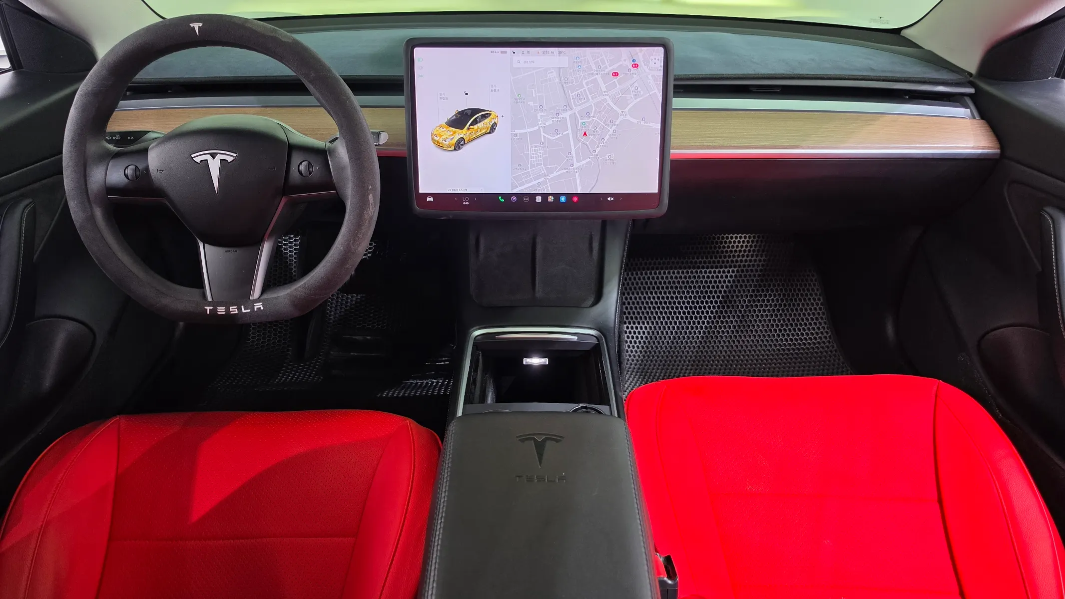 Tesla 3 AWD 2021 4/5