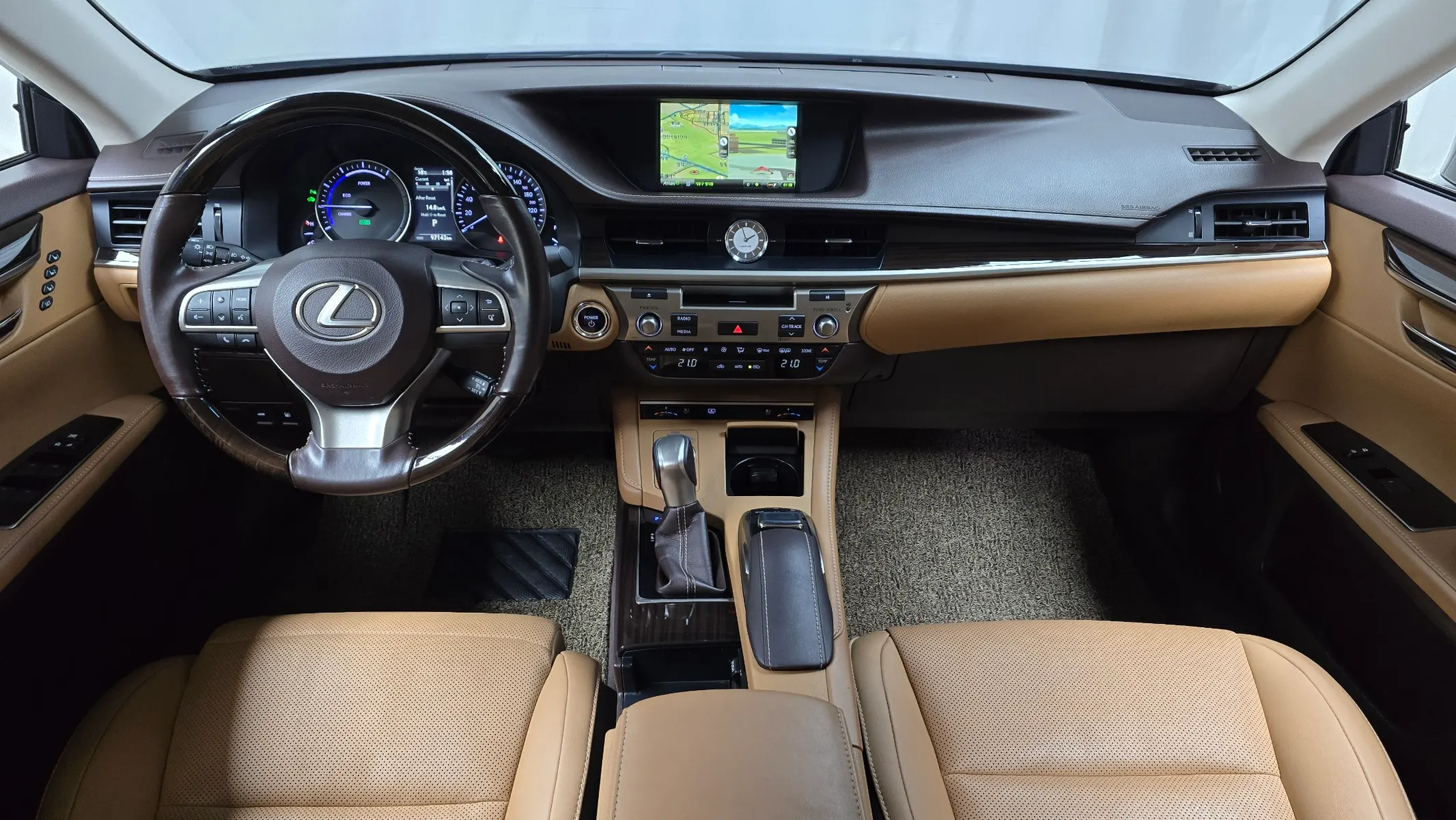 Lexus ES300h 2017 4/5