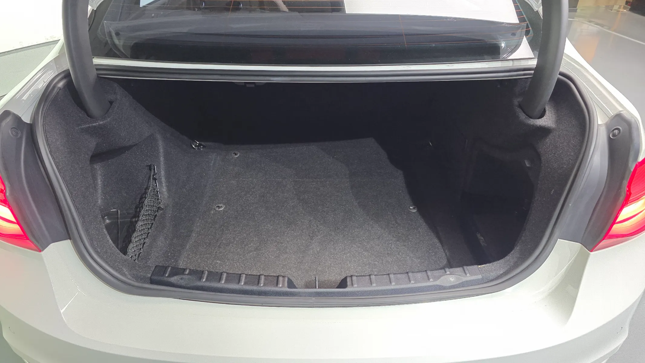 BMW 3 Series (F30) 320d 2016 20/21