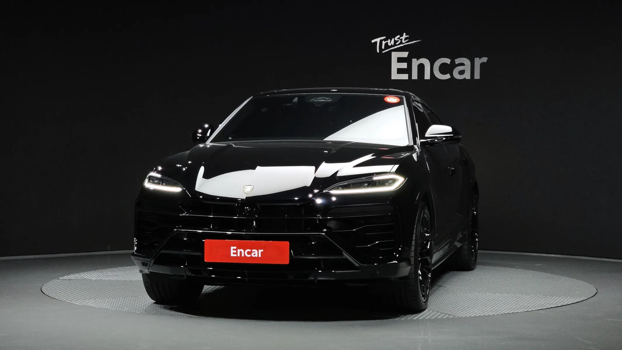 Lamborghini 우루스 4.0 V8 SE 2026 3/36