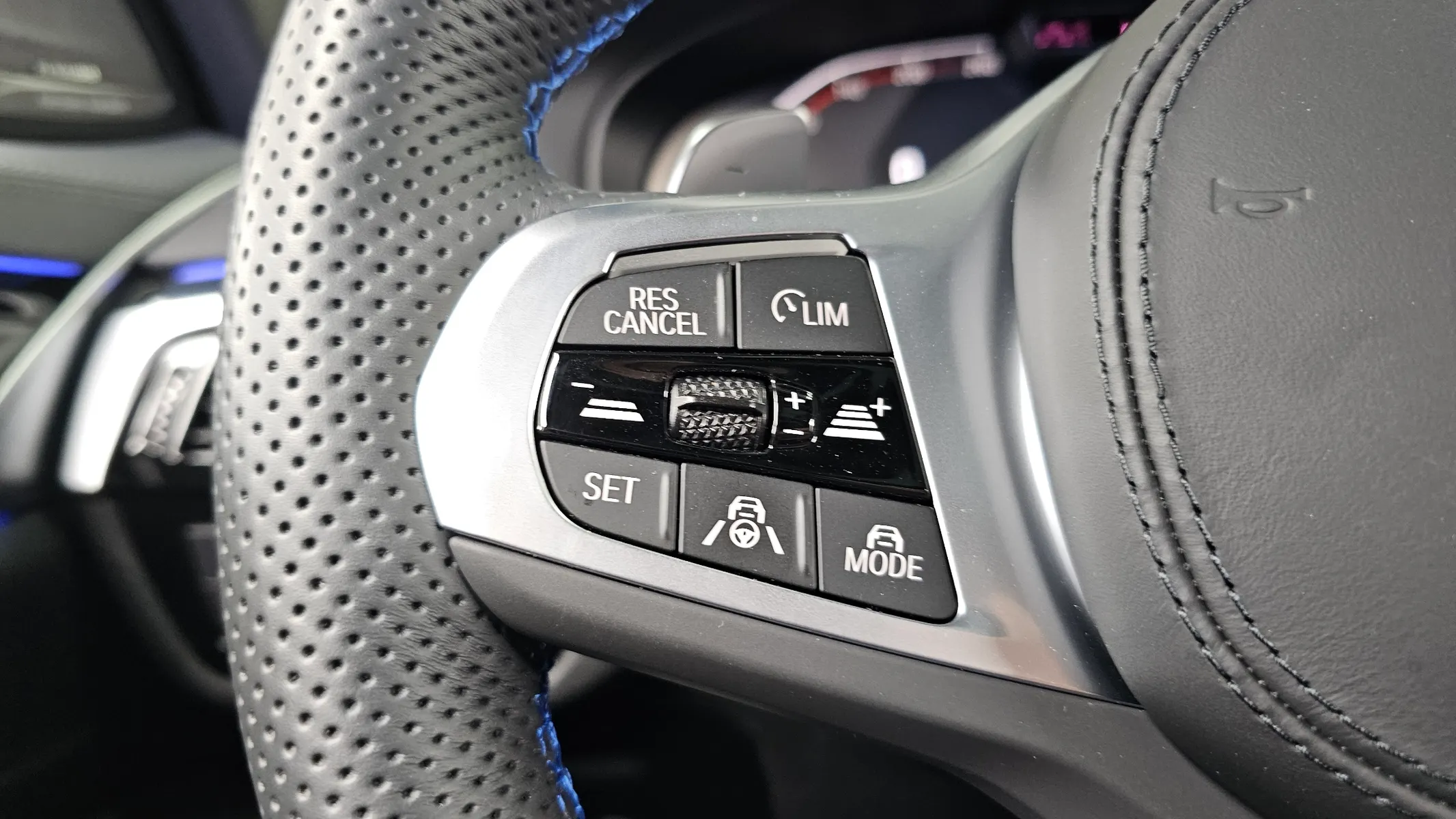 BMW 6 Series GT (G32) 630i xDrive M 2023 35/36