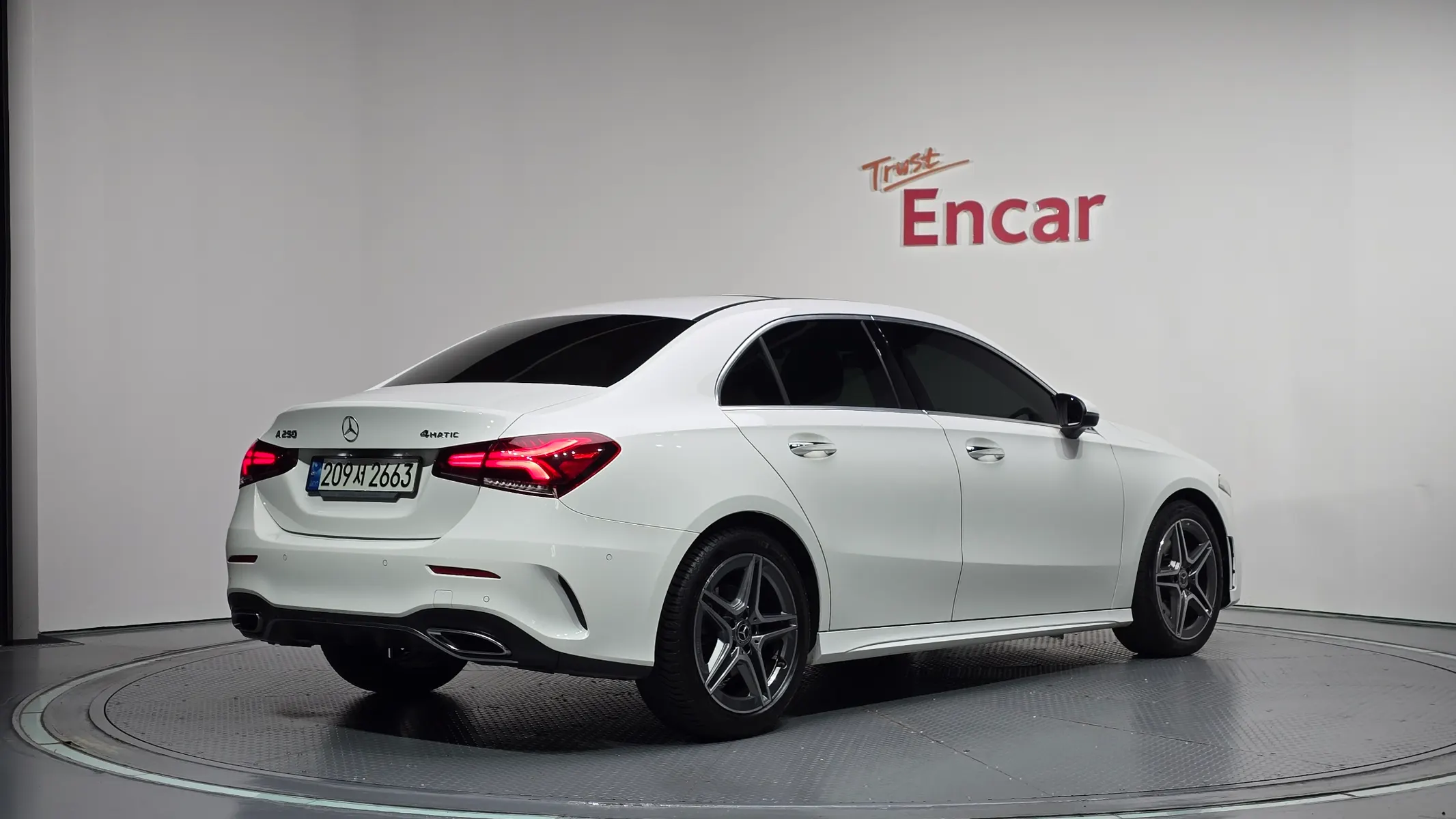 Mercedes-Benz A-Class W177 A250 4MATIC 2022 2/33