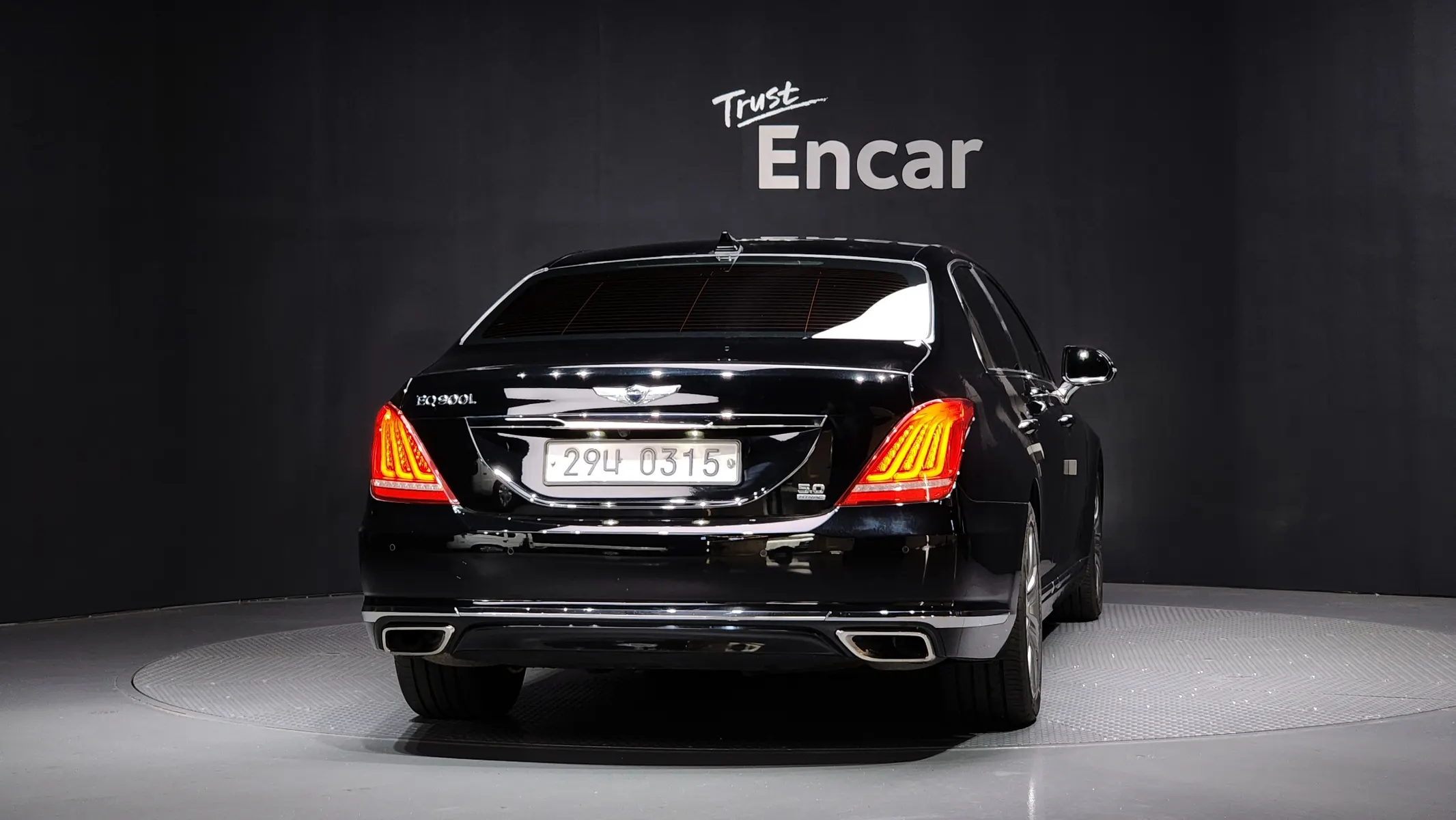 Genesis EQ900 5.0 GDI AWD 2016 3/5
