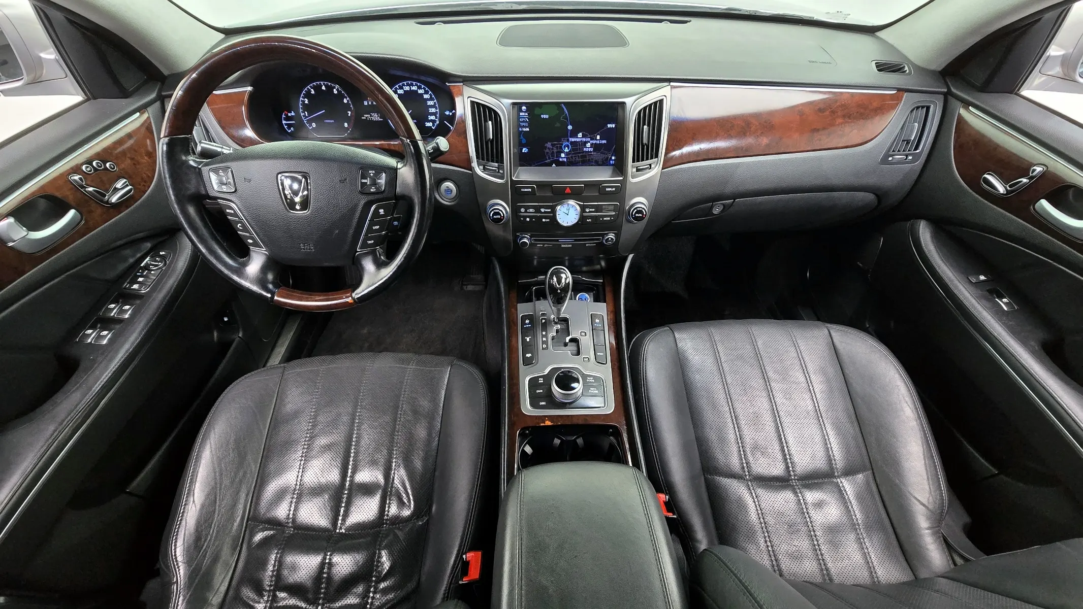 Hyundai () VS380 2012 4/5